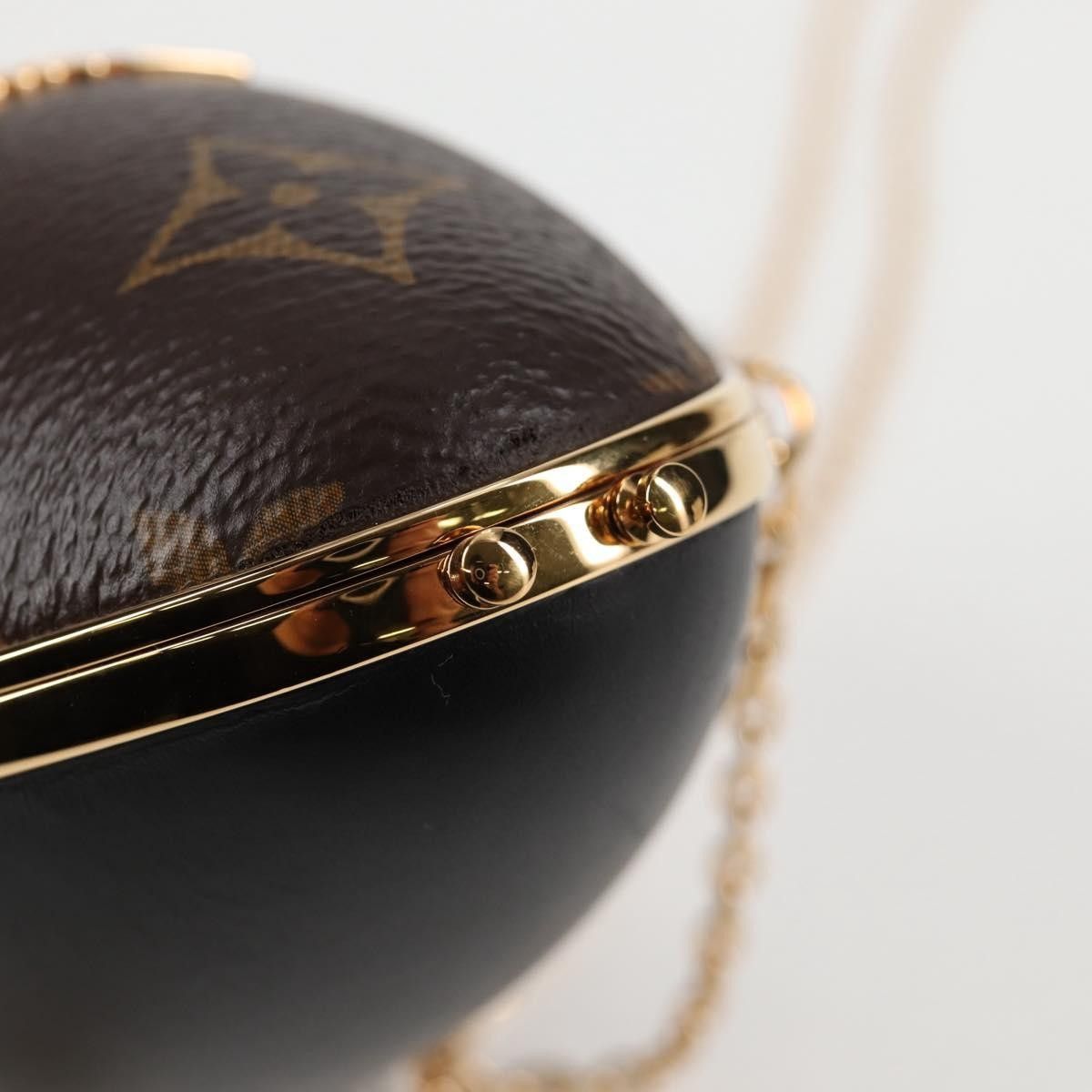 Louis Vuitton Louis Vuitton Egg Case Monogram Canvas and Leather Size ONE SIZE - 14 Thumbnail