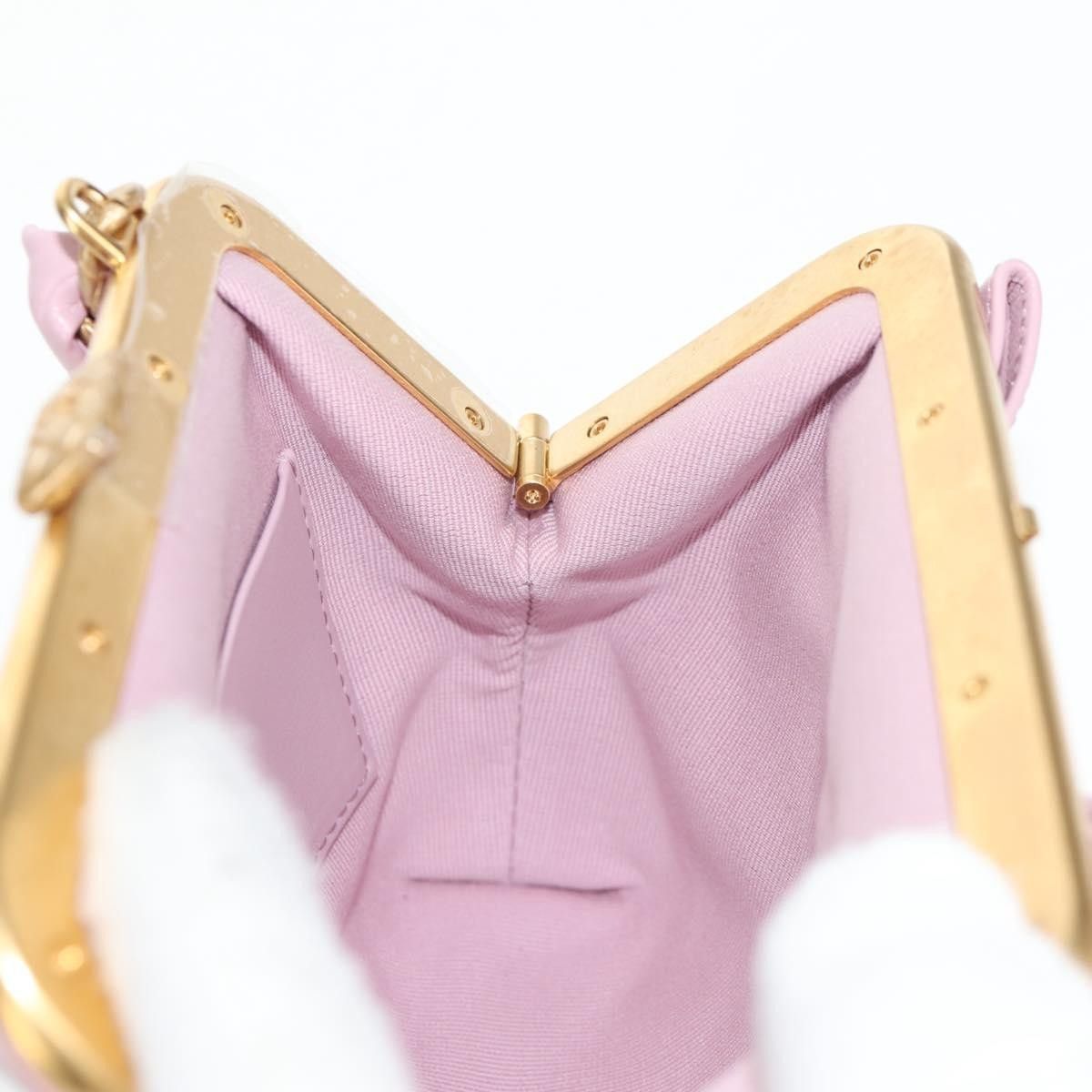 Chanel Chanel Bow Frame Clutch With Chain Quilted Patent with Lambskin Size ONE SIZE - 21 Thumbnail