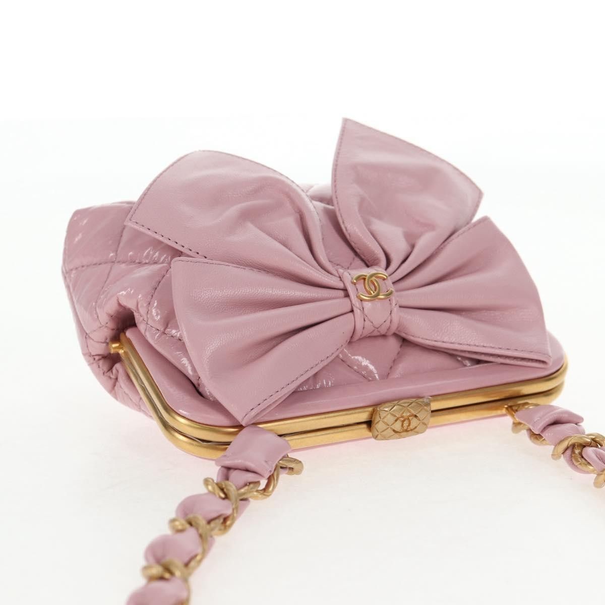 Chanel Chanel Bow Frame Clutch With Chain Quilted Patent with Lambskin Size ONE SIZE - 17 Thumbnail
