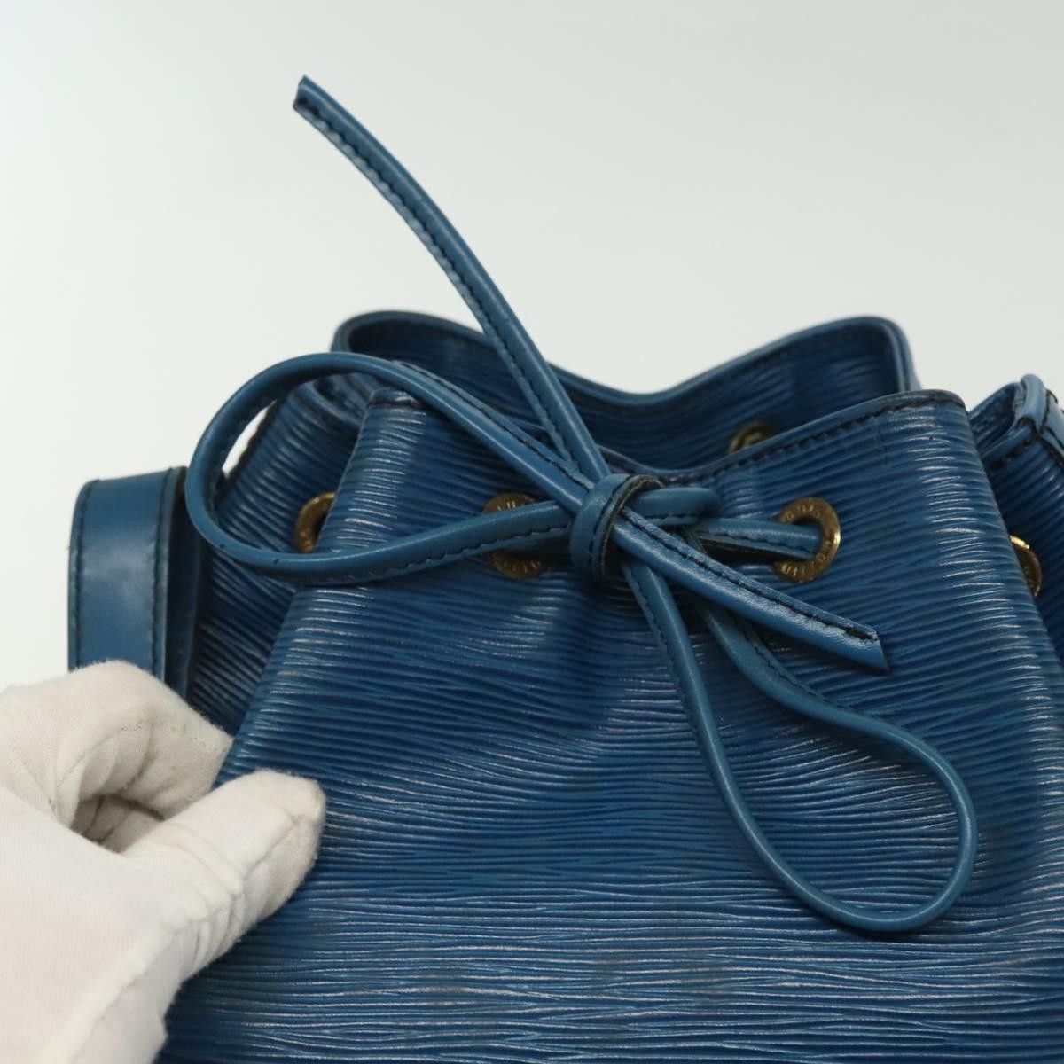 Louis Vuitton Louis Vuitton Petit Noe Handbag Epi Leather Size ONE SIZE - 16 Thumbnail