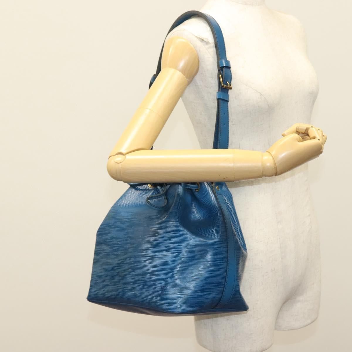 Louis Vuitton Louis Vuitton Petit Noe Handbag Epi Leather Size ONE SIZE - 12 Thumbnail