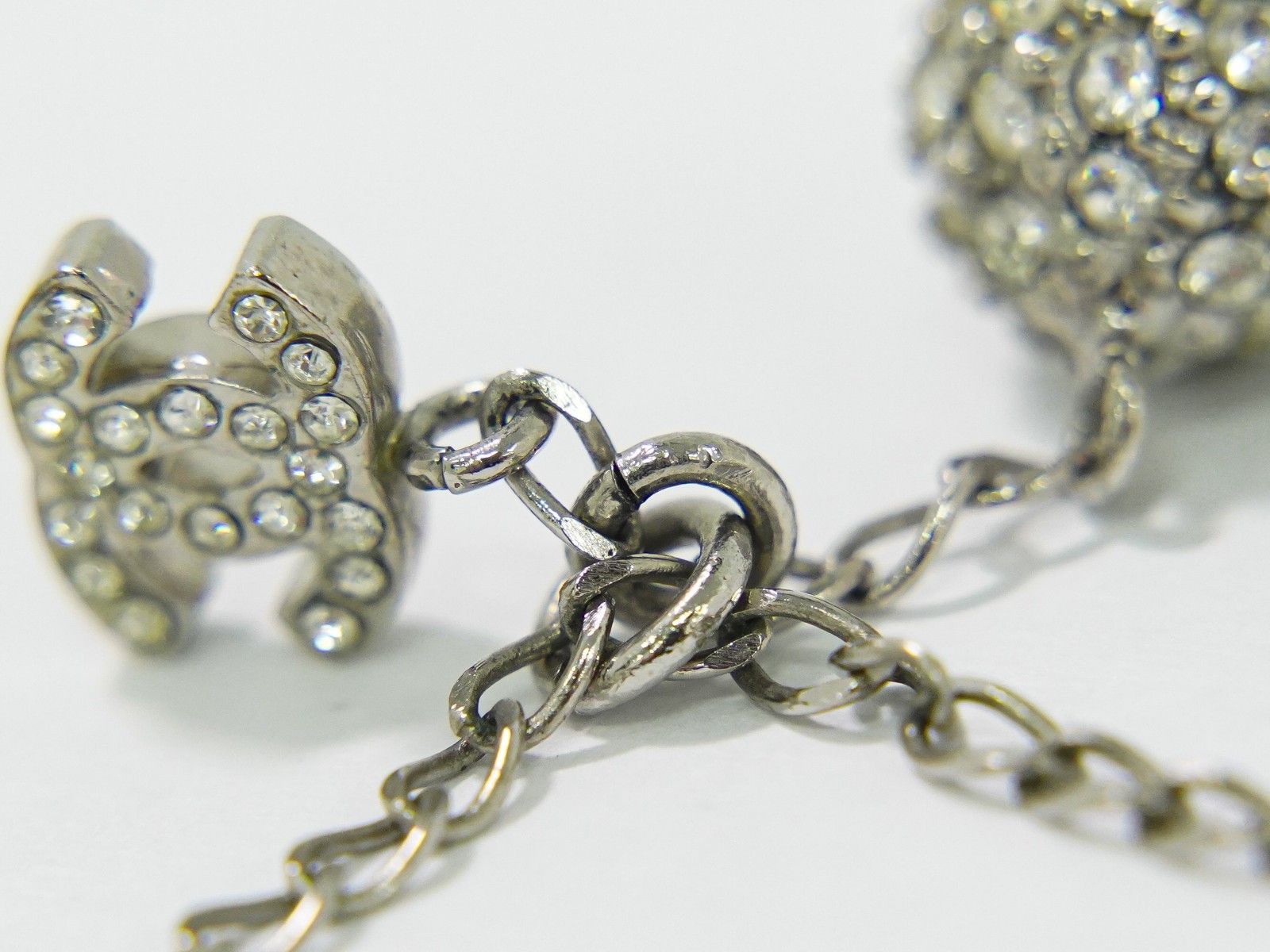 Chanel Chanel CC Necklace Metal and Rhinestone Size ONE SIZE - 7 Thumbnail