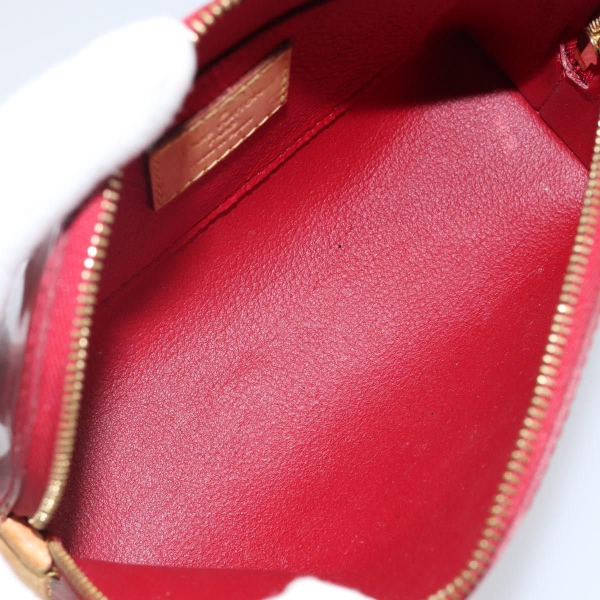 Louis Vuitton Louis Vuitton Cosmetic Electric Epi Leather Size ONE SIZE - 5 Thumbnail