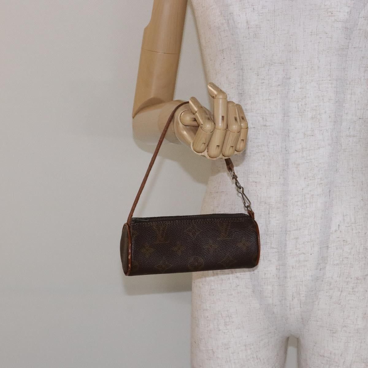 Louis Vuitton Louis Vuitton Papillon Pochette Monogram Canvas Size ONE SIZE - 18 Thumbnail