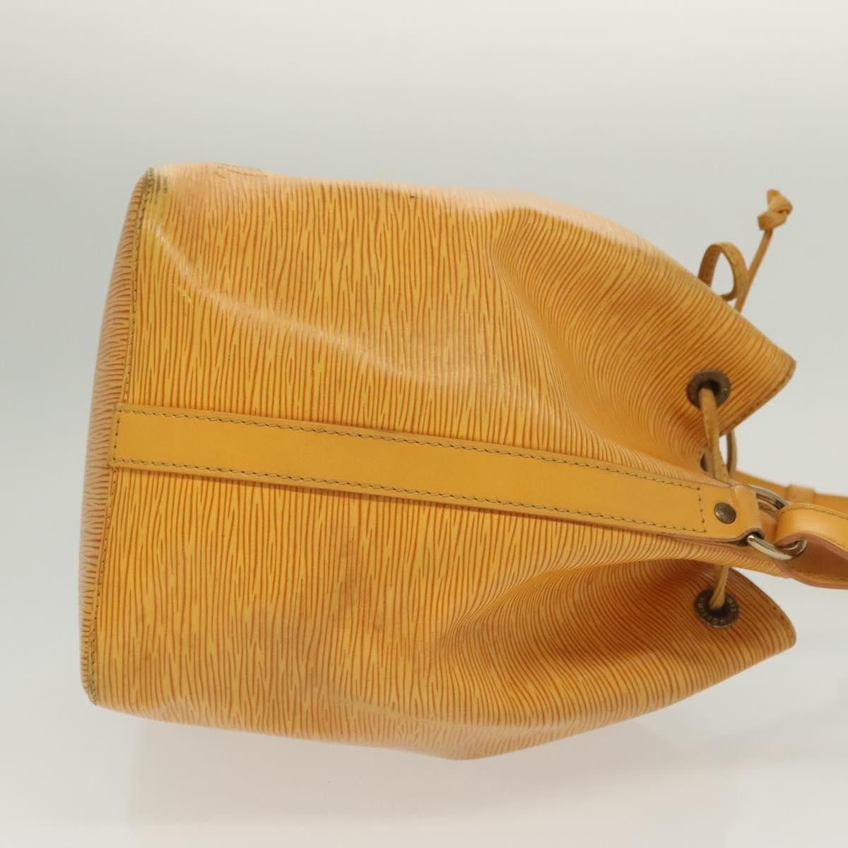 Louis Vuitton Louis Vuitton Petit Noe Handbag Epi Leather Size ONE SIZE - 3 Thumbnail