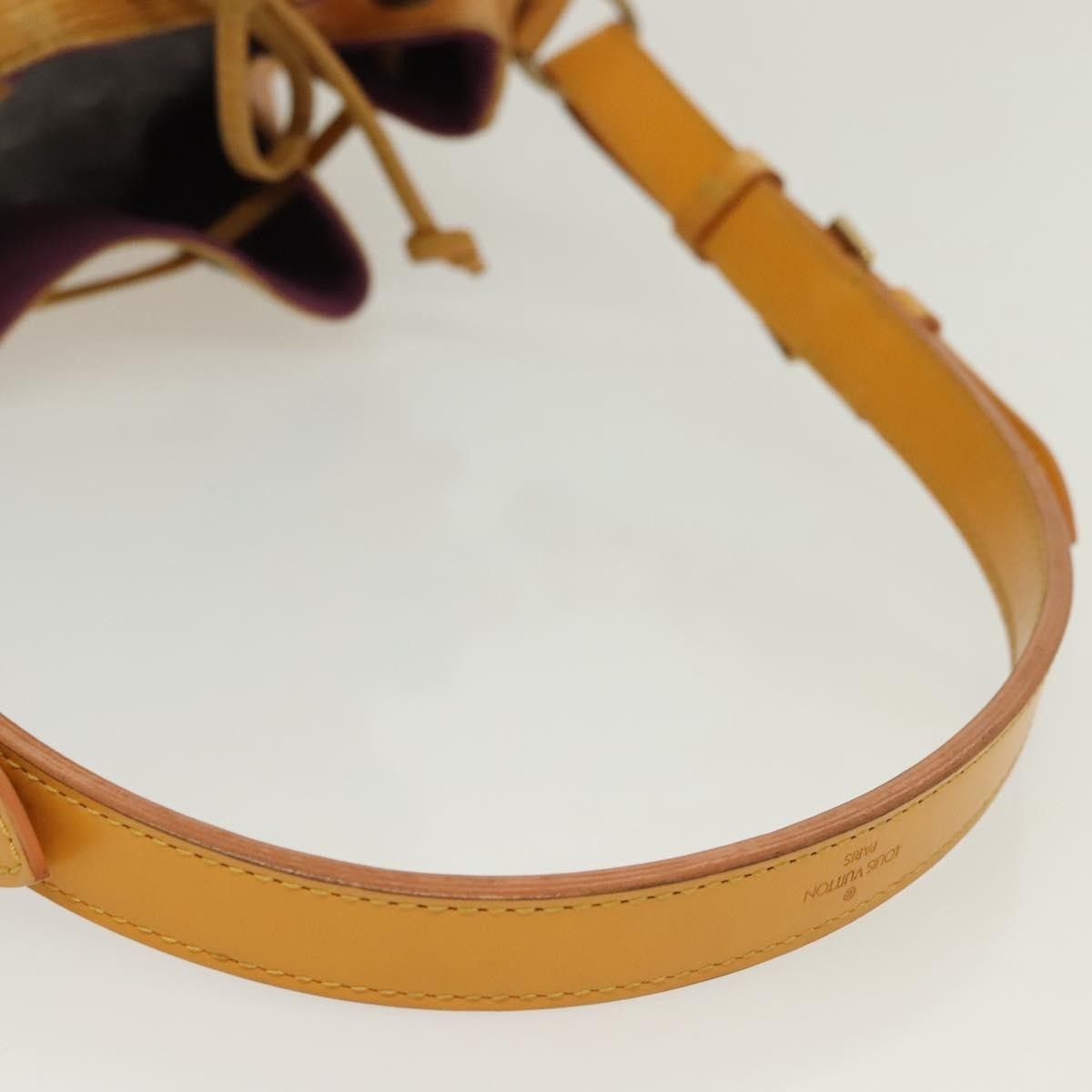 Louis Vuitton Louis Vuitton Petit Noe Handbag Epi Leather Size ONE SIZE - 15 Thumbnail