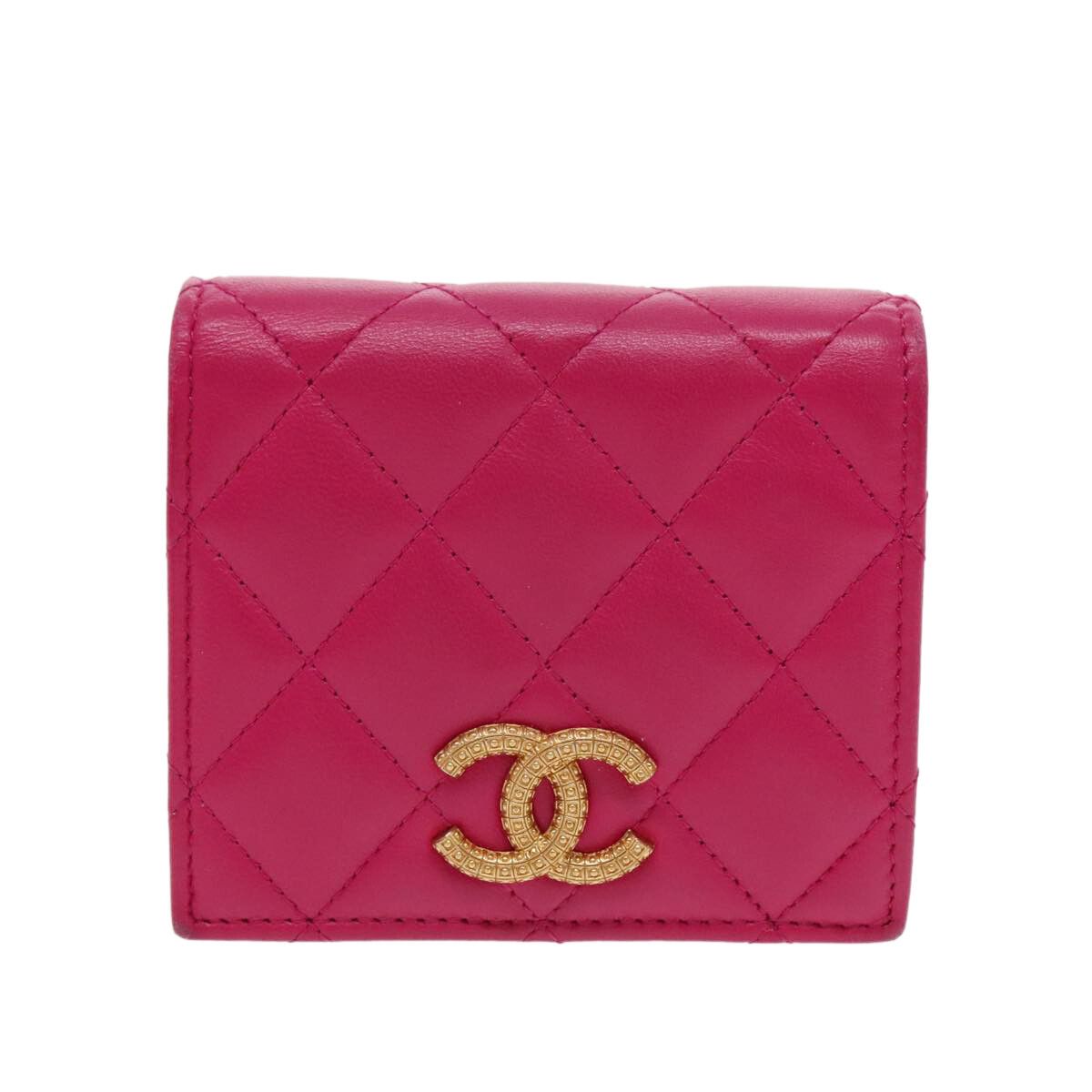 Chanel Chanel Textured CC Bifold Wallet Quilted Caviar Size ONE SIZE - 18 Thumbnail