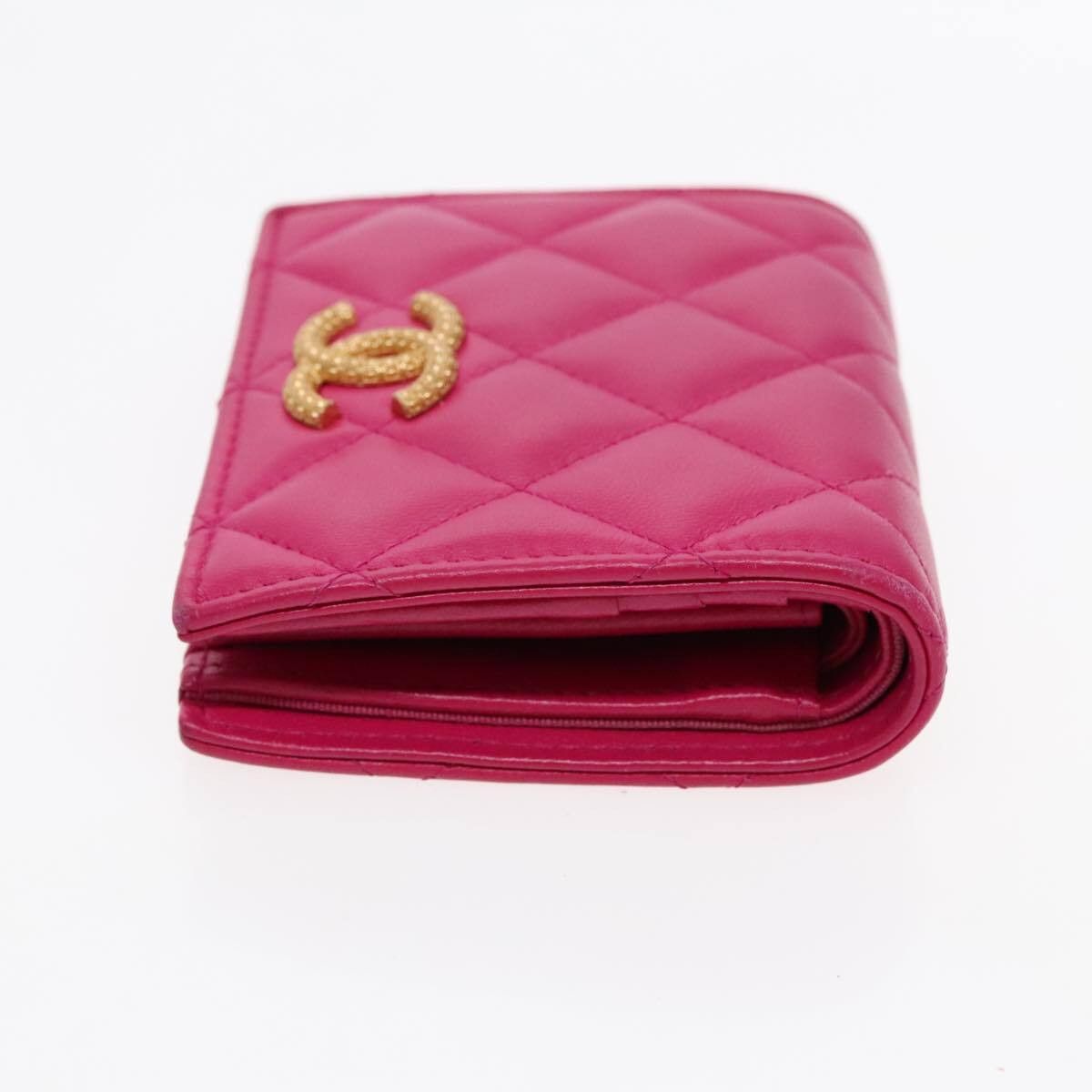 Chanel Chanel Textured CC Bifold Wallet Quilted Caviar Size ONE SIZE - 4 Thumbnail
