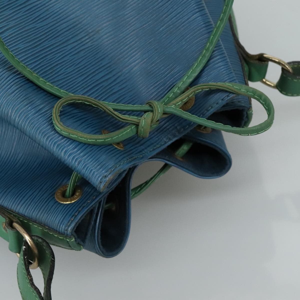 Louis Vuitton Louis Vuitton Bicolor Noe Handbag Epi Leather Size ONE SIZE - 15 Thumbnail