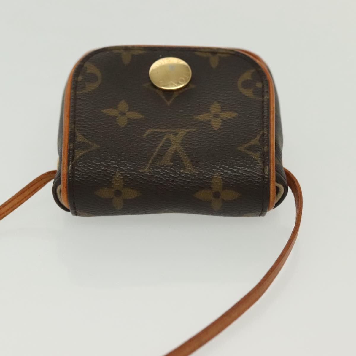 Louis Vuitton Louis Vuitton Cancun Pochette Monogram Canvas Size ONE SIZE - 16 Thumbnail