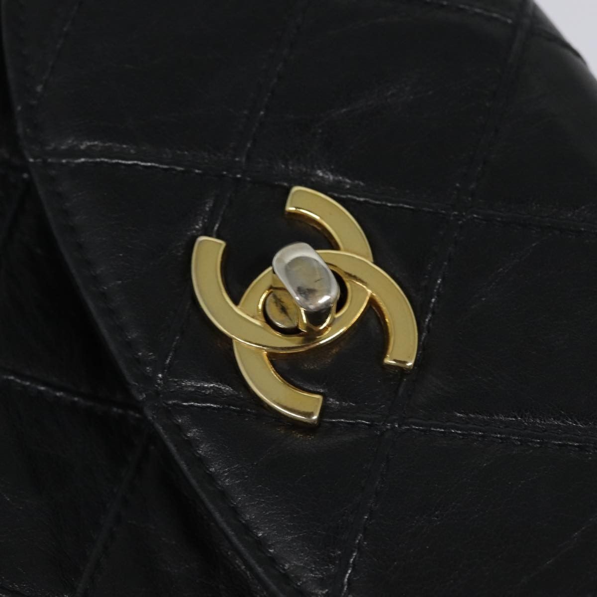 Chanel Chanel Waist Belt Bag Quilted Shiny Calfskin Size ONE SIZE - 13 Thumbnail