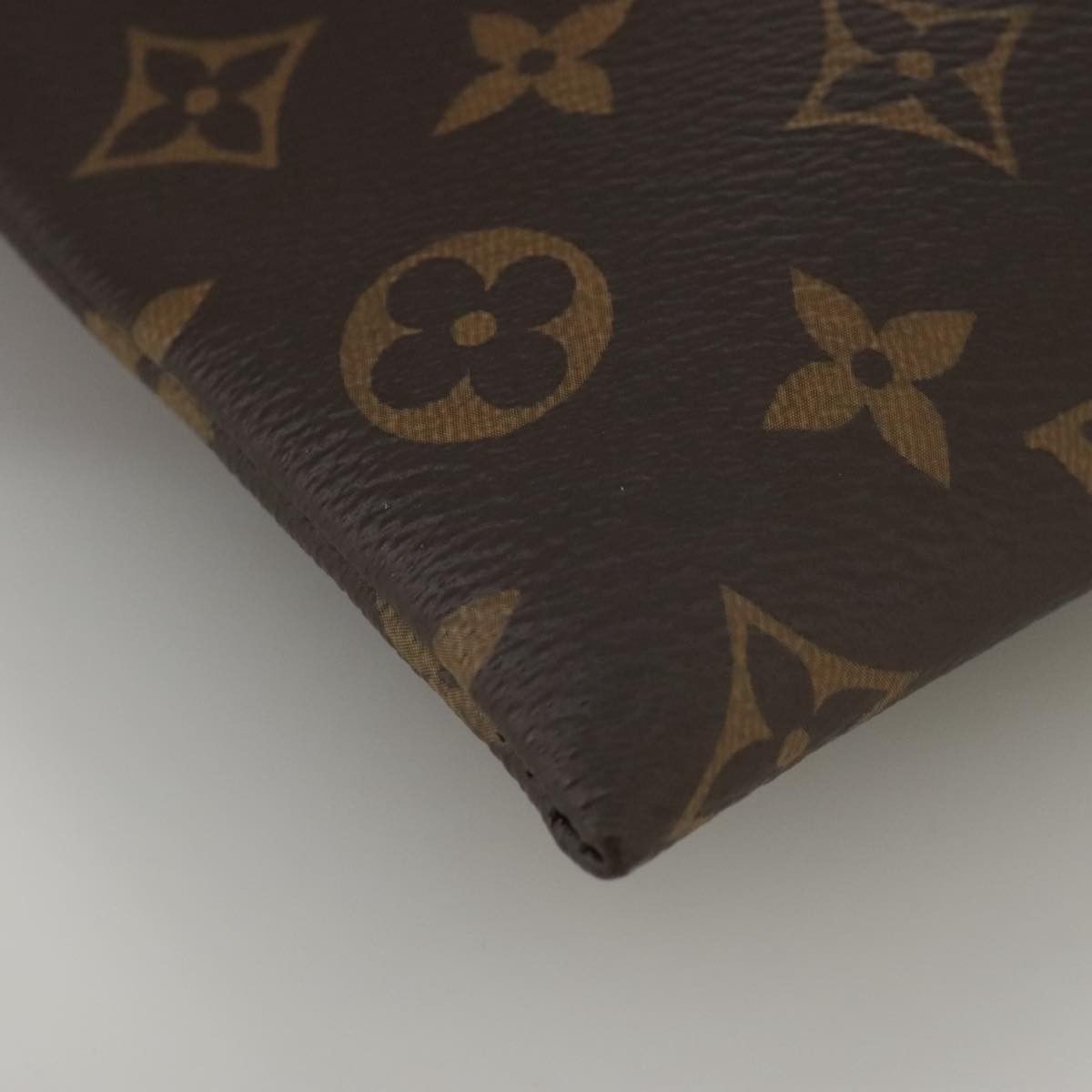 Louis Vuitton Louis Vuitton Solar Ray A4 Pouch Monogram Canvas Size ONE SIZE - 8 Thumbnail