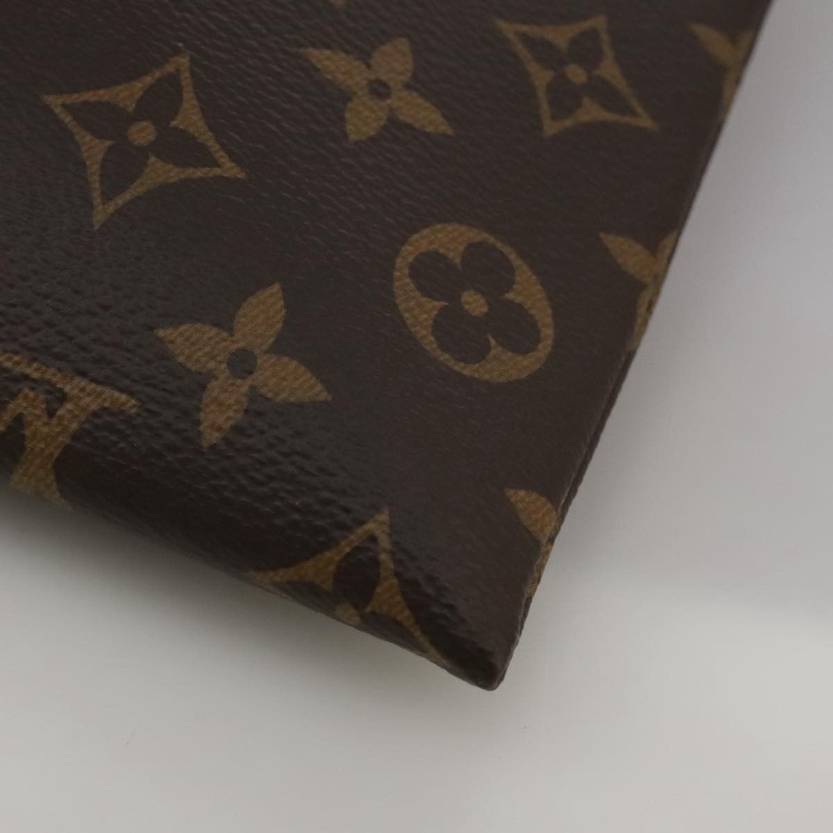 Louis Vuitton Louis Vuitton Solar Ray A4 Pouch Monogram Canvas Size ONE SIZE - 11 Thumbnail