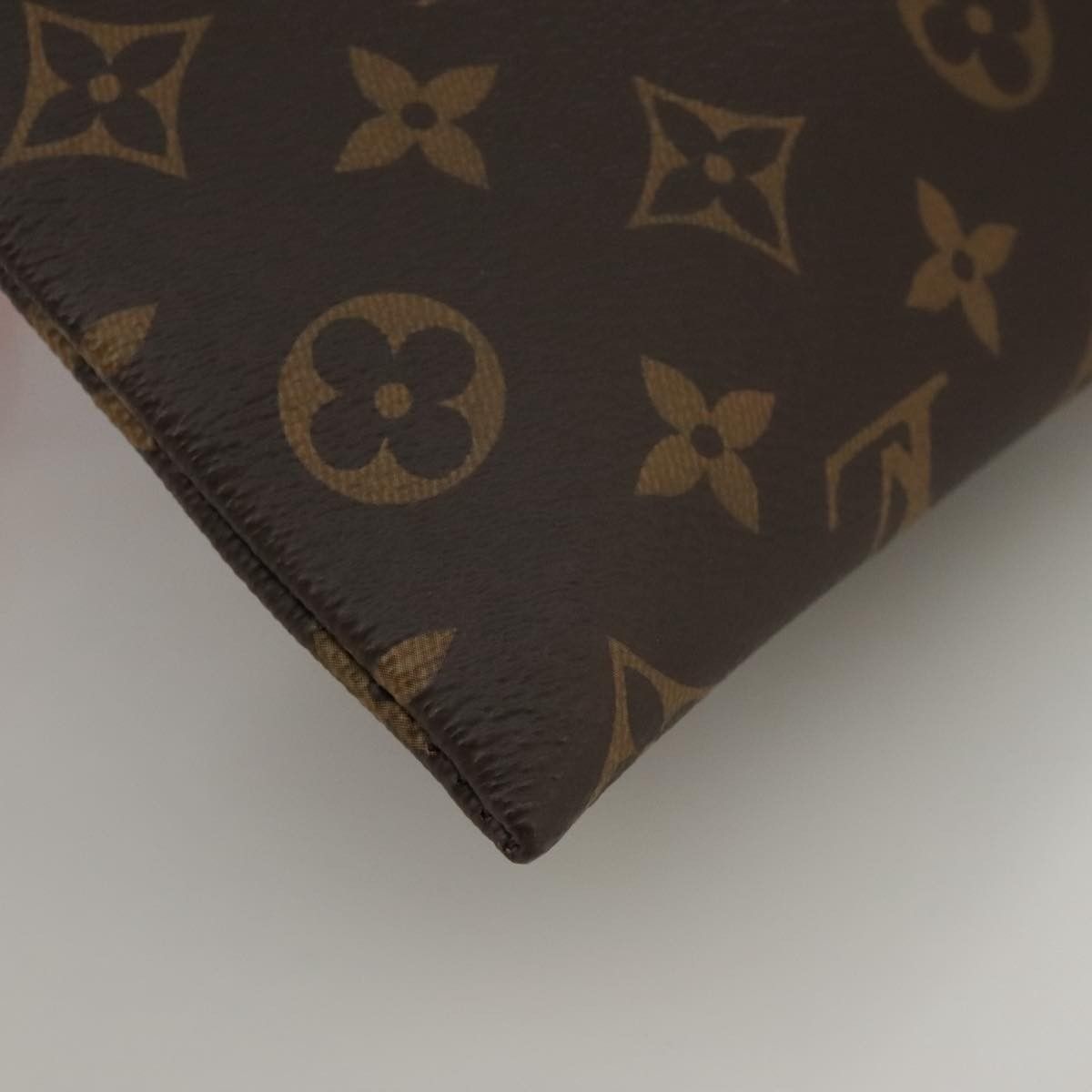 Louis Vuitton Louis Vuitton Solar Ray A4 Pouch Monogram Canvas Size ONE SIZE - 10 Thumbnail
