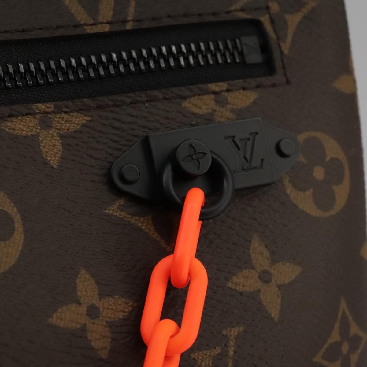 Louis Vuitton Louis Vuitton Solar Ray A4 Pouch Monogram Canvas Size ONE SIZE - 12 Thumbnail
