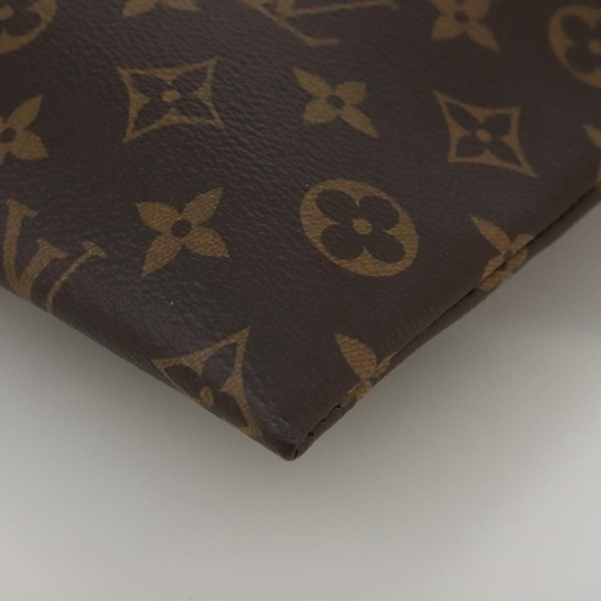 Louis Vuitton Louis Vuitton Solar Ray A4 Pouch Monogram Canvas Size ONE SIZE - 9 Thumbnail