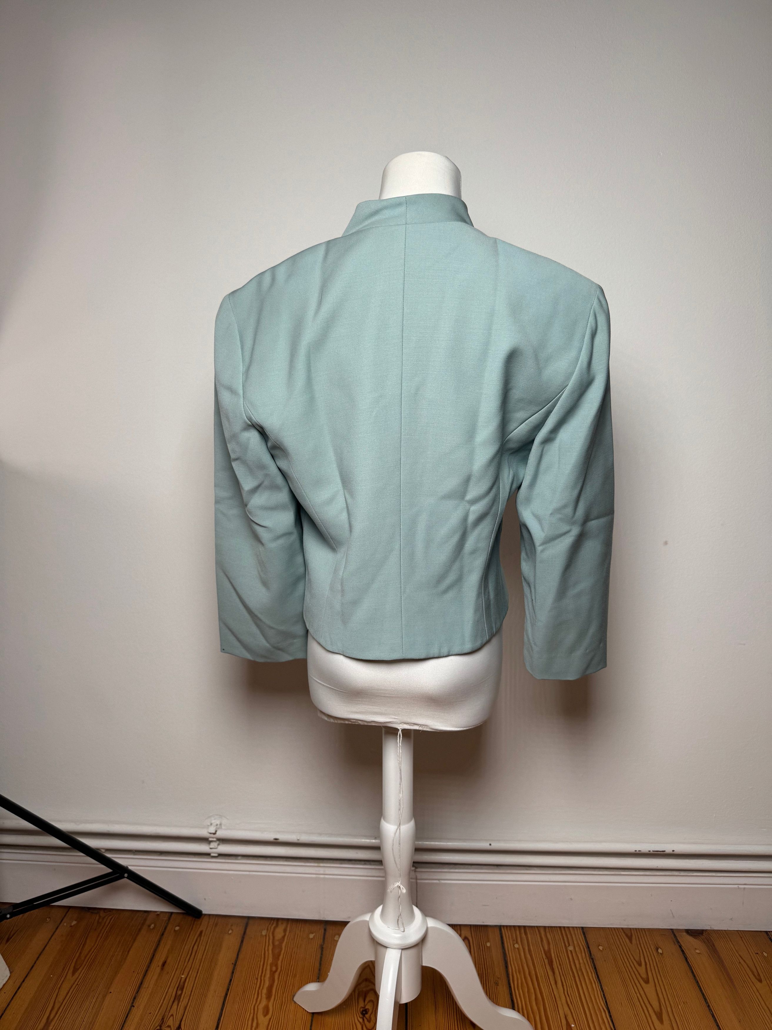 Salvatore Ferragamo Vintage Blazer M Size M / US 6-8 / IT 42-44 - 3 Thumbnail