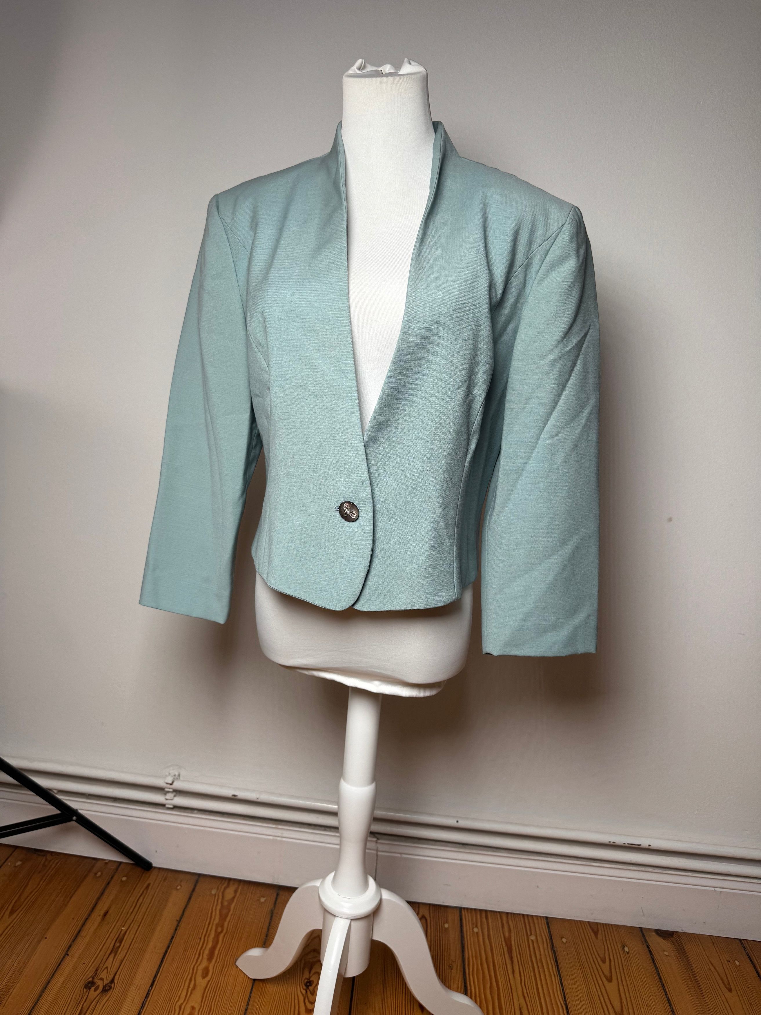 Salvatore Ferragamo Vintage Blazer M Size M / US 6-8 / IT 42-44 - 8 Thumbnail