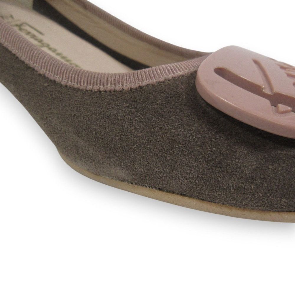 Salvatore Ferragamo Salvatore Ferragamo Salvatore Ferragamo Logo Plate Round Toe Pumps Leather Shoes DUTY FREE for USA Size ONE SIZE - 12 Thumbnail
