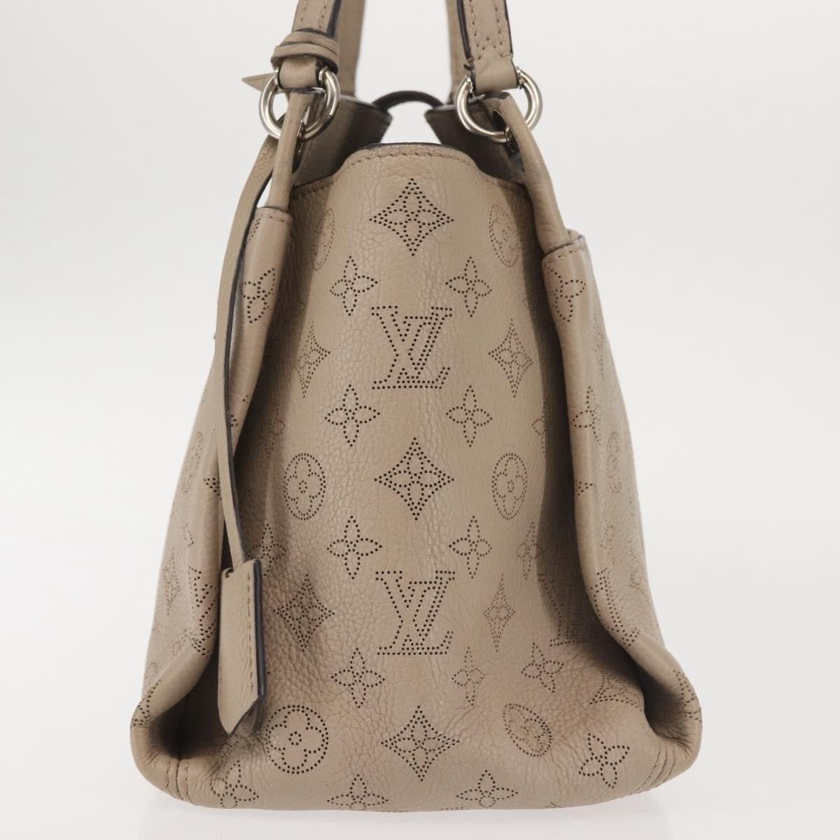 Louis Vuitton Louis Vuitton Sevres Handbag Mahina Leather Size ONE SIZE - 3 Thumbnail