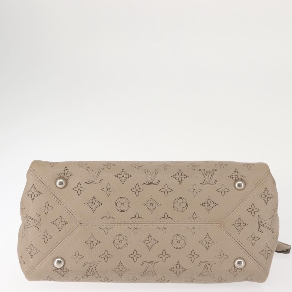 Louis Vuitton Louis Vuitton Sevres Handbag Mahina Leather Size ONE SIZE - 20 Thumbnail