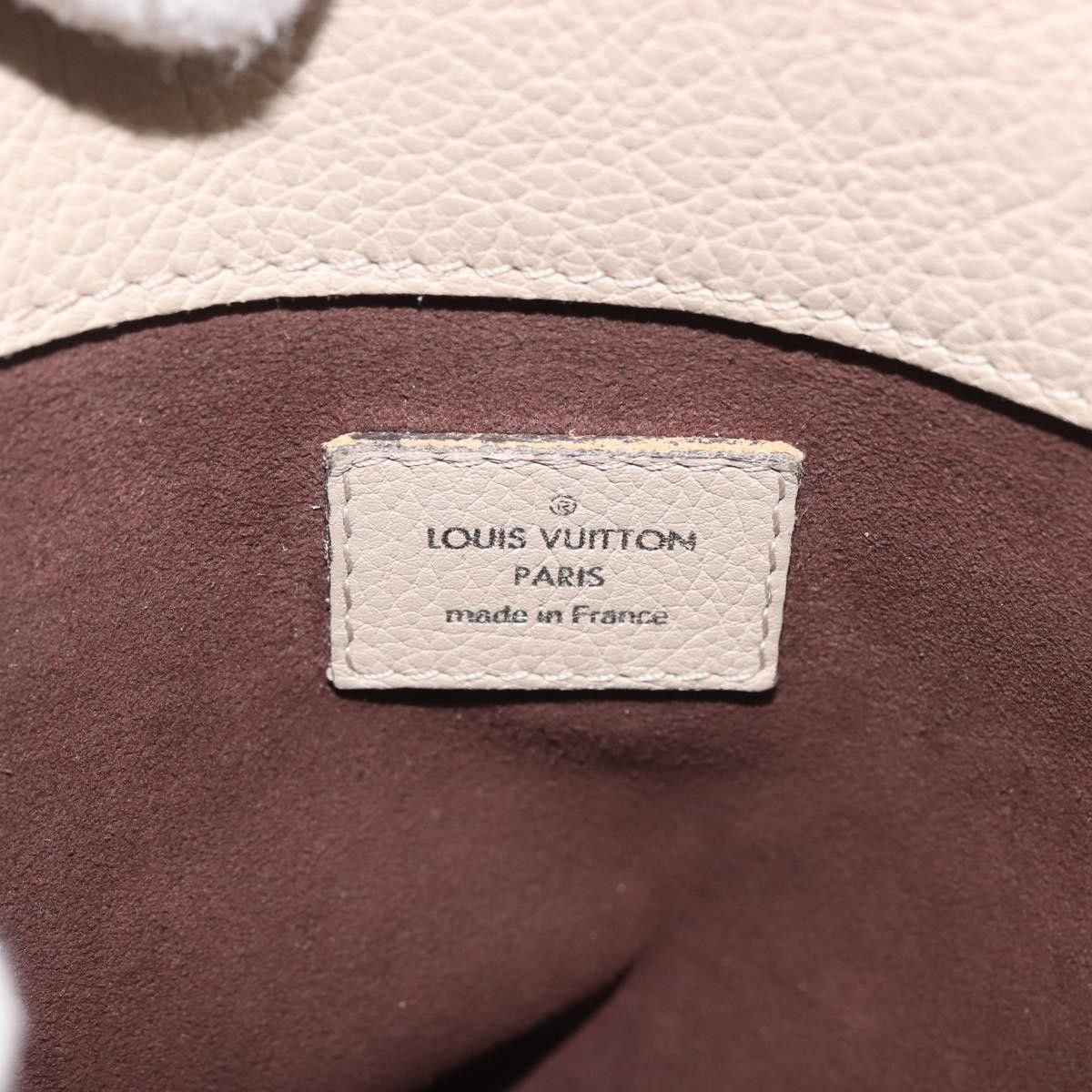 Louis Vuitton Louis Vuitton Sevres Handbag Mahina Leather Size ONE SIZE - 6 Thumbnail