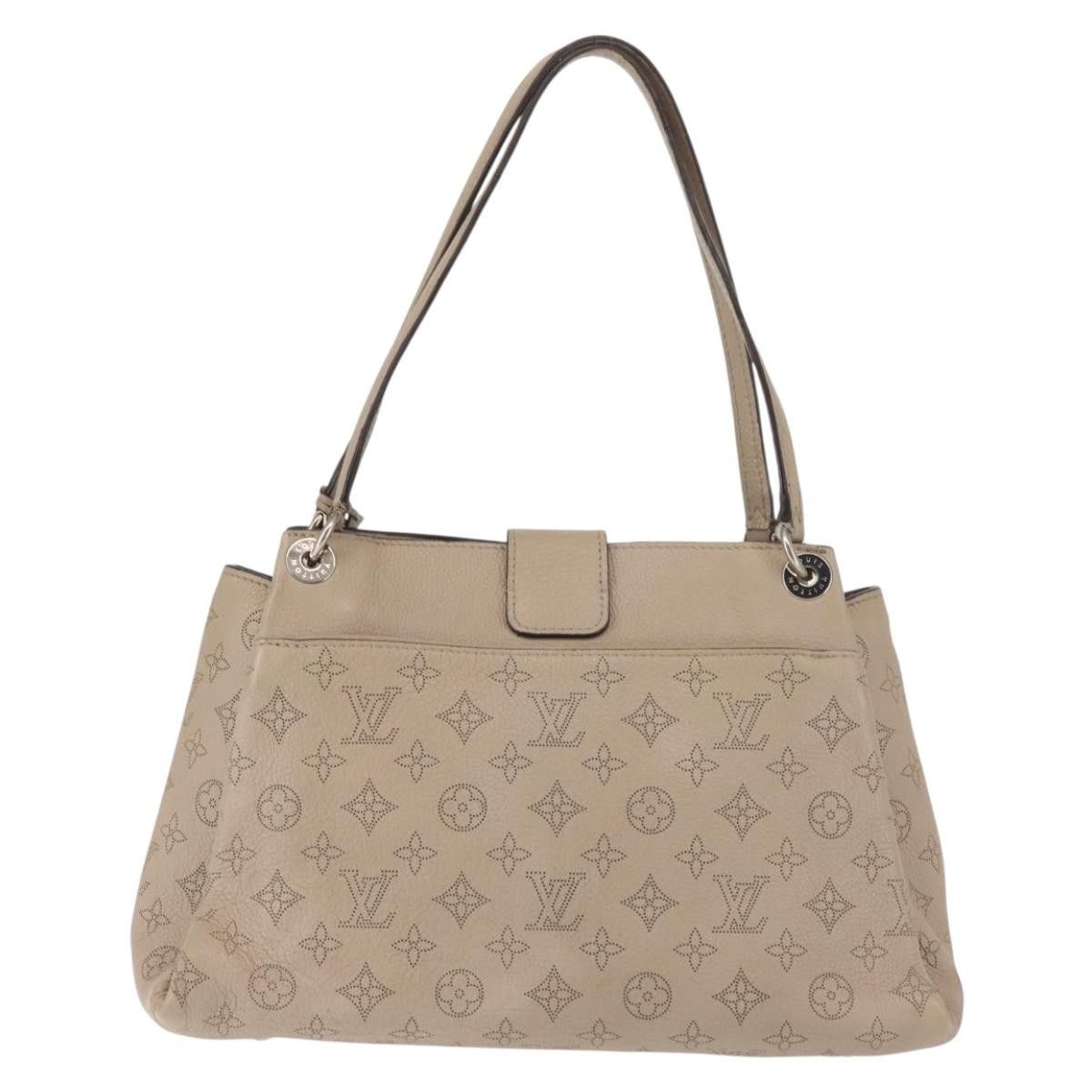 Louis Vuitton Louis Vuitton Sevres Handbag Mahina Leather Size ONE SIZE - 2 Thumbnail