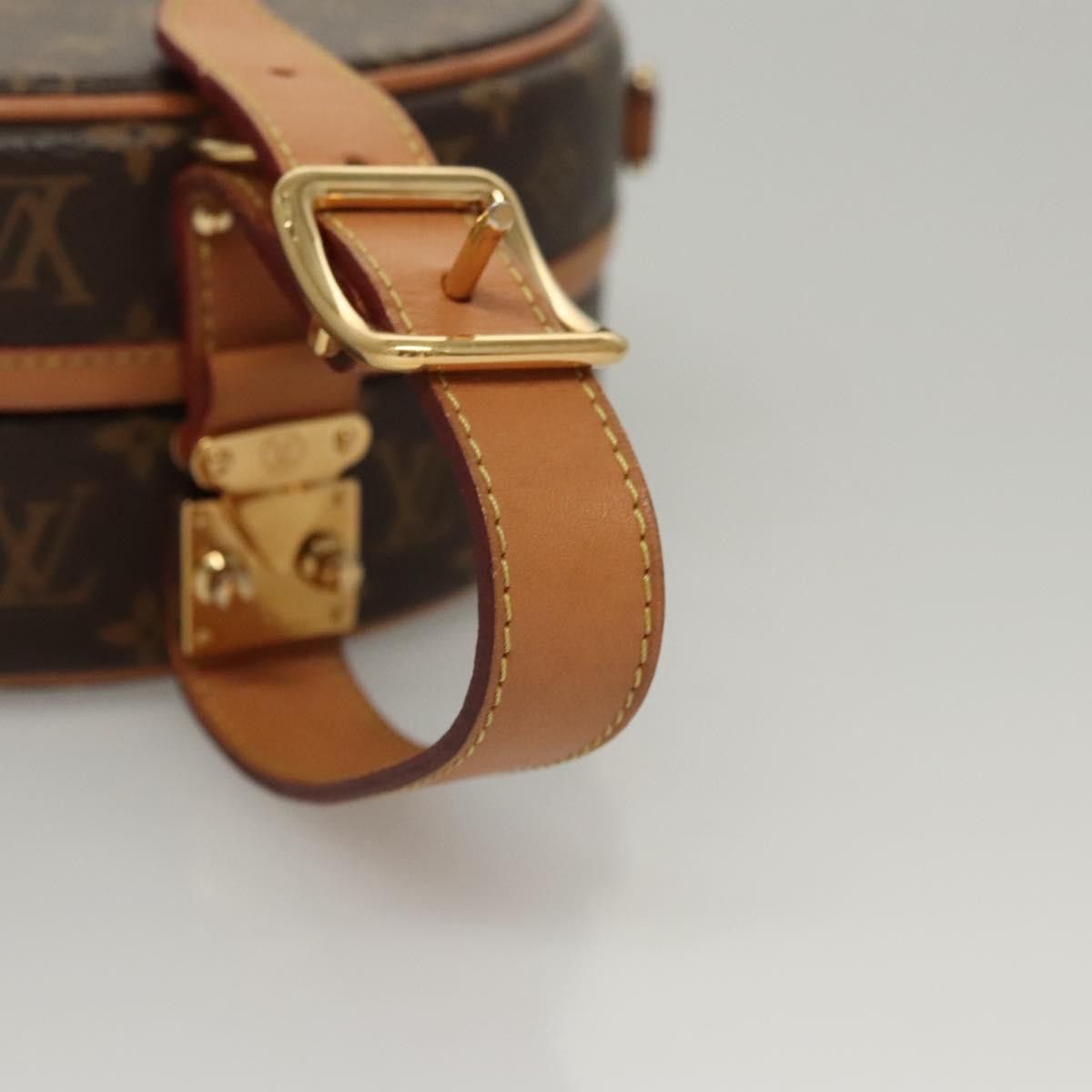 Louis Vuitton Louis Vuitton Petite Boite Chapeau Bag Monogram Canvas Size ONE SIZE - 16 Thumbnail
