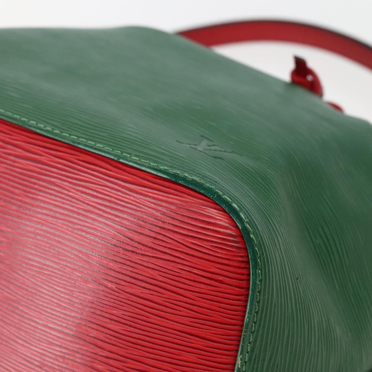 Louis Vuitton Louis Vuitton Bicolor Petit Noe Handbag Epi Leather Size ONE SIZE - 10 Thumbnail