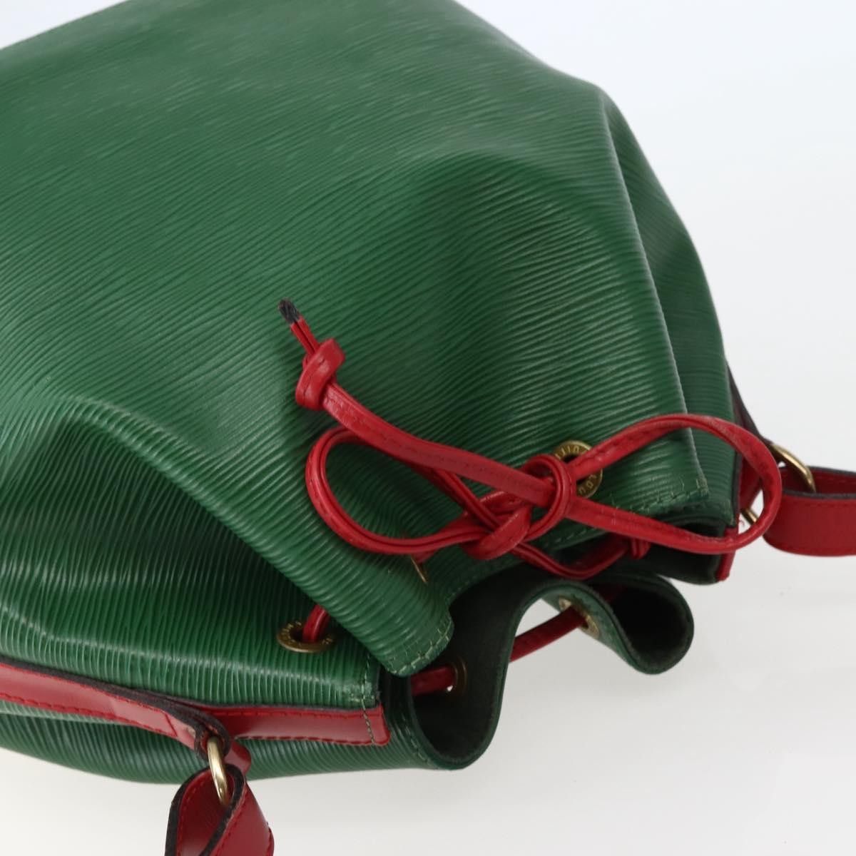Louis Vuitton Louis Vuitton Bicolor Petit Noe Handbag Epi Leather Size ONE SIZE - 15 Thumbnail