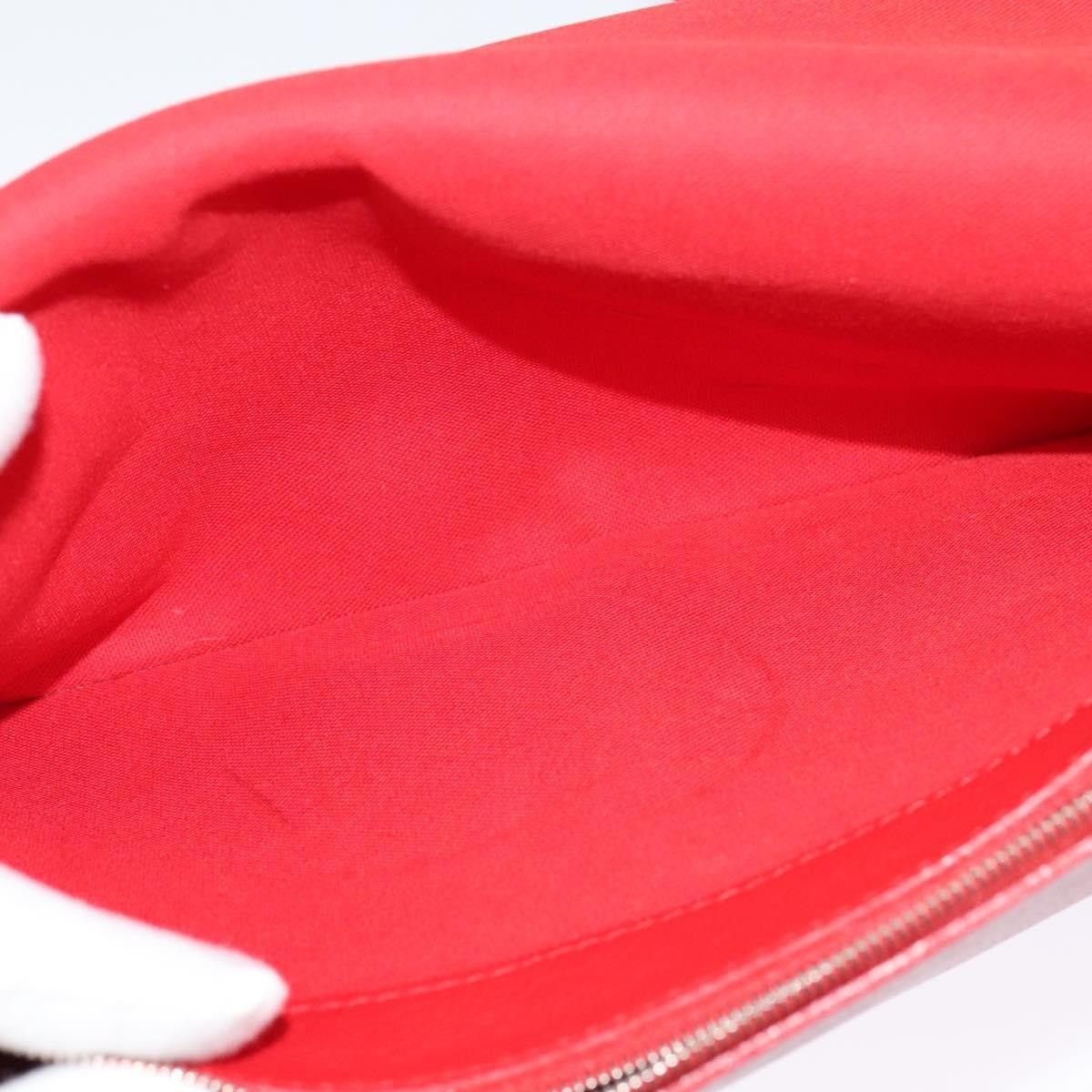 Louis Vuitton Louis Vuitton Essential Cuir Boheme Handbag Leather Size ONE SIZE - 22 Thumbnail