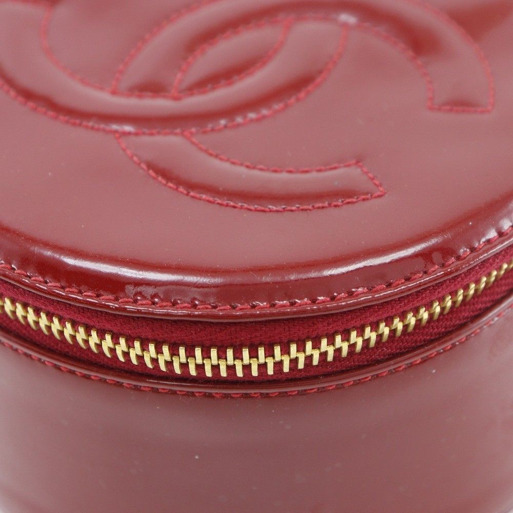Chanel Chanel Vintage Timeless Round Jewelry Case Patent Leather Size ONE SIZE - 5 Thumbnail