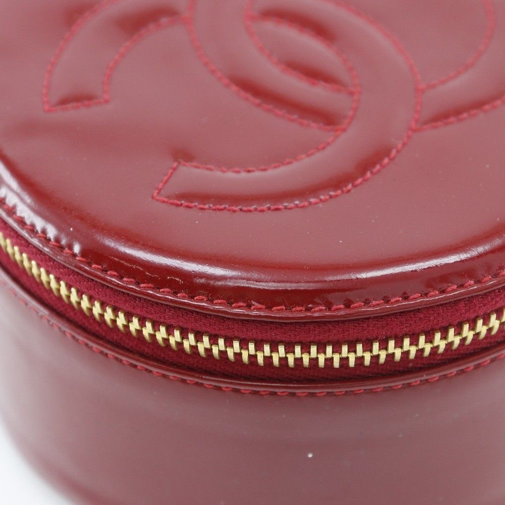 Chanel Chanel Vintage Timeless Round Jewelry Case Patent Leather Size ONE SIZE - 4 Thumbnail