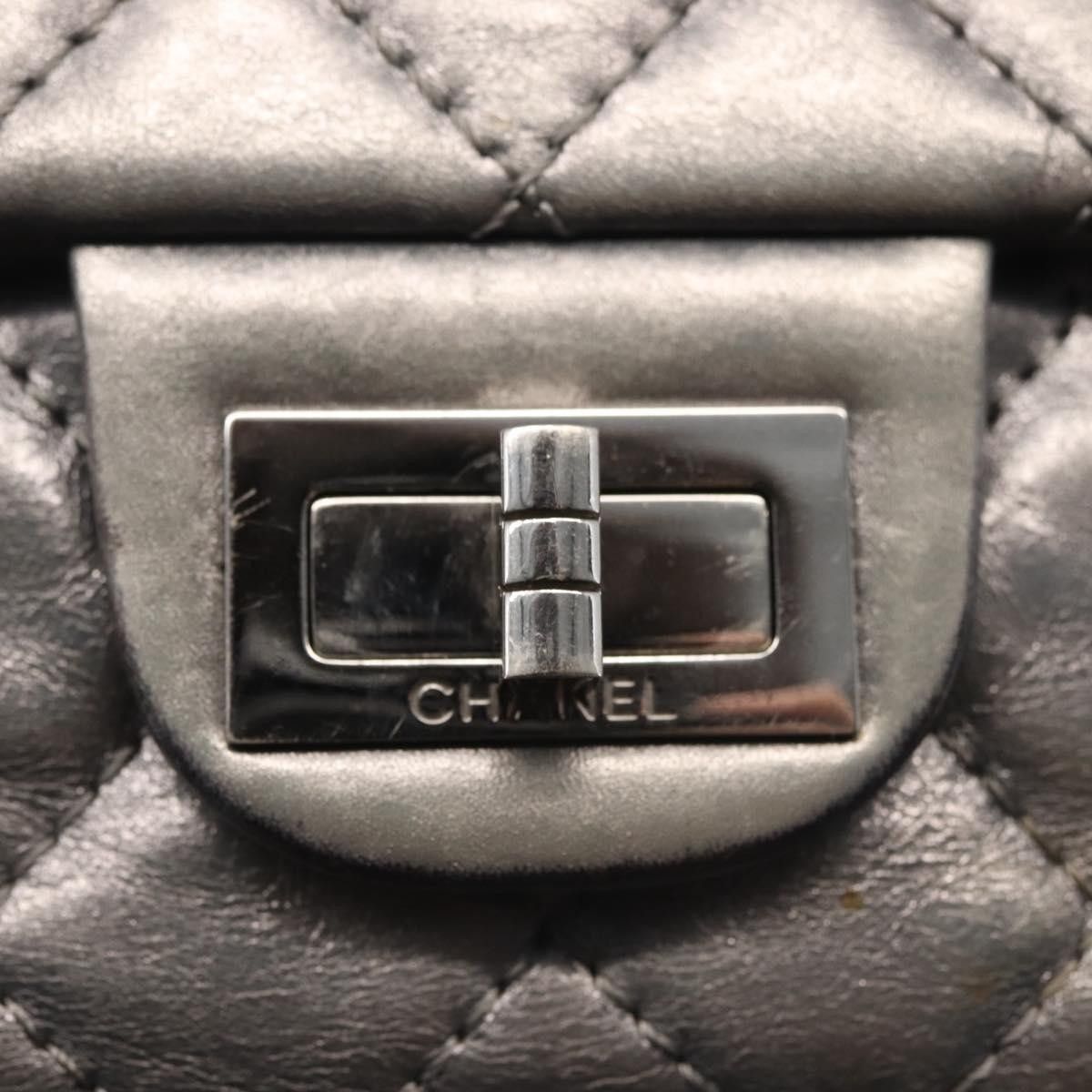 Chanel Chanel Reissue 2.55 Double Compartment Flap Bag Quilted Aged Calfskin Size ONE SIZE - 17 Thumbnail