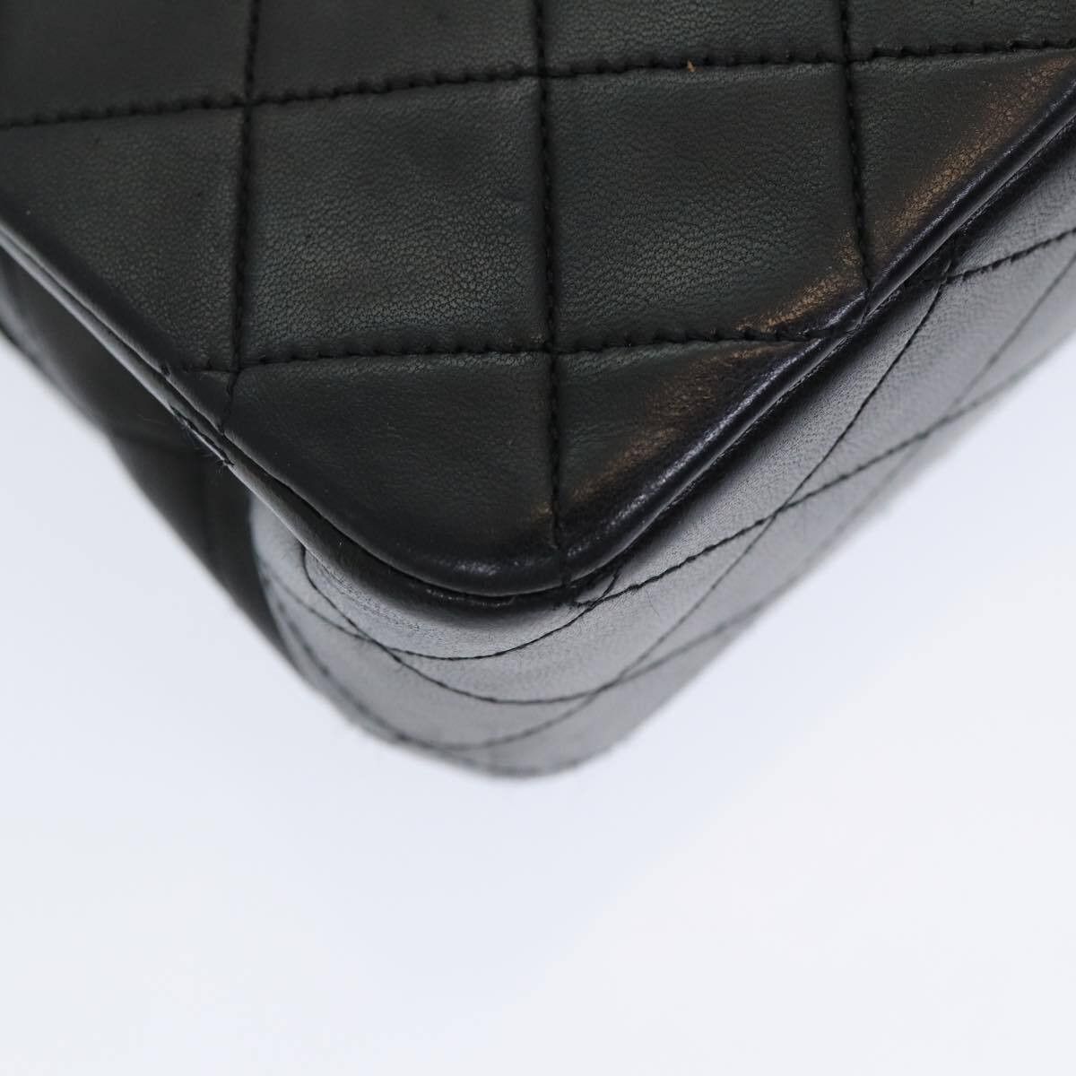 Chanel Chanel Vintage Classic Double Flap Bag Quilted Lambskin Size ONE SIZE - 18 Thumbnail