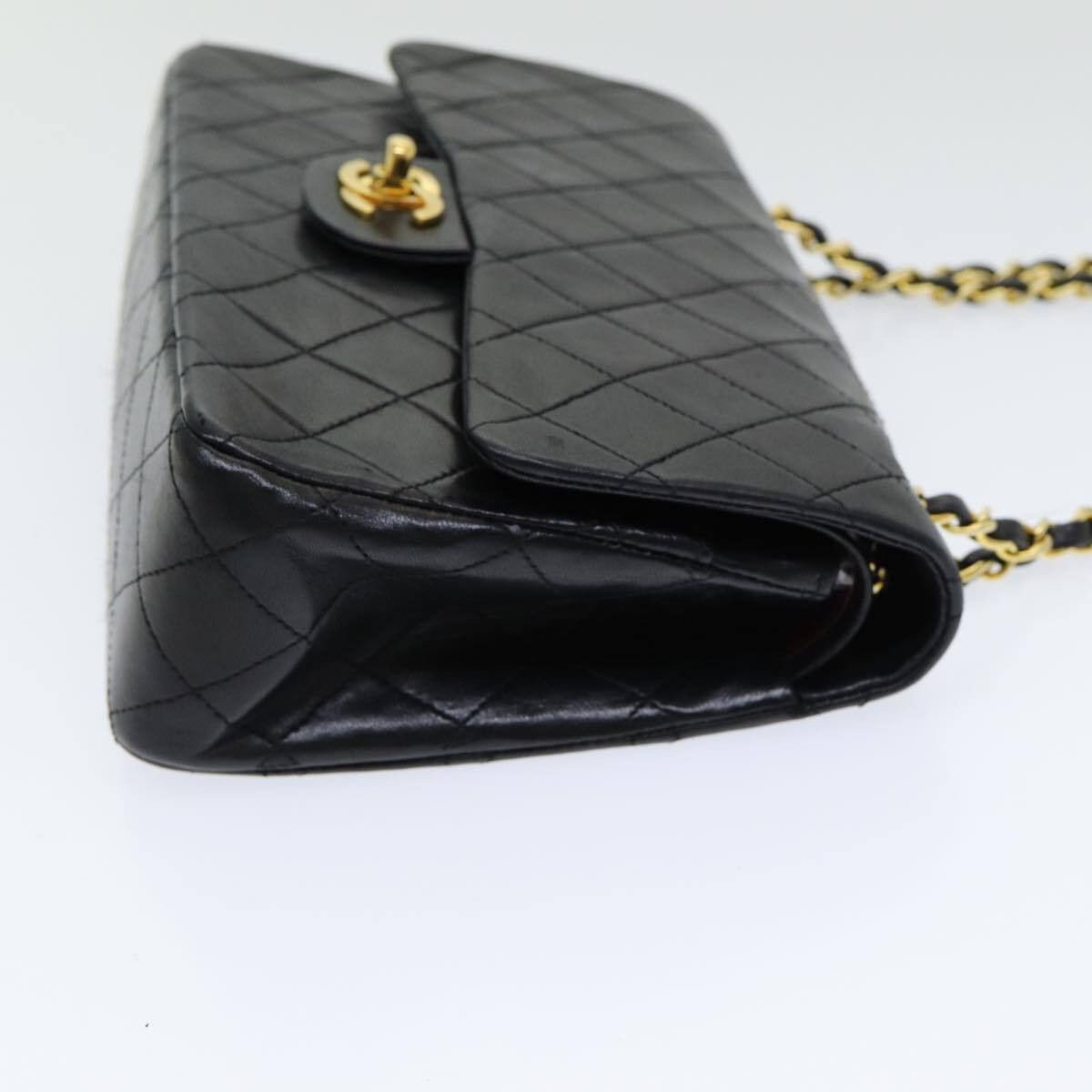 Chanel Chanel Vintage Classic Double Flap Bag Quilted Lambskin Size ONE SIZE - 4 Thumbnail