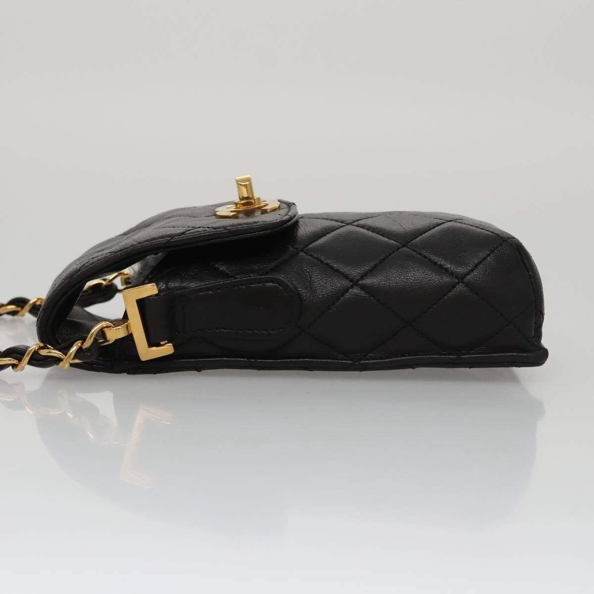 Chanel Chanel CC Phone Pouch with Chain Quilted Lambskin Size ONE SIZE - 4 Thumbnail