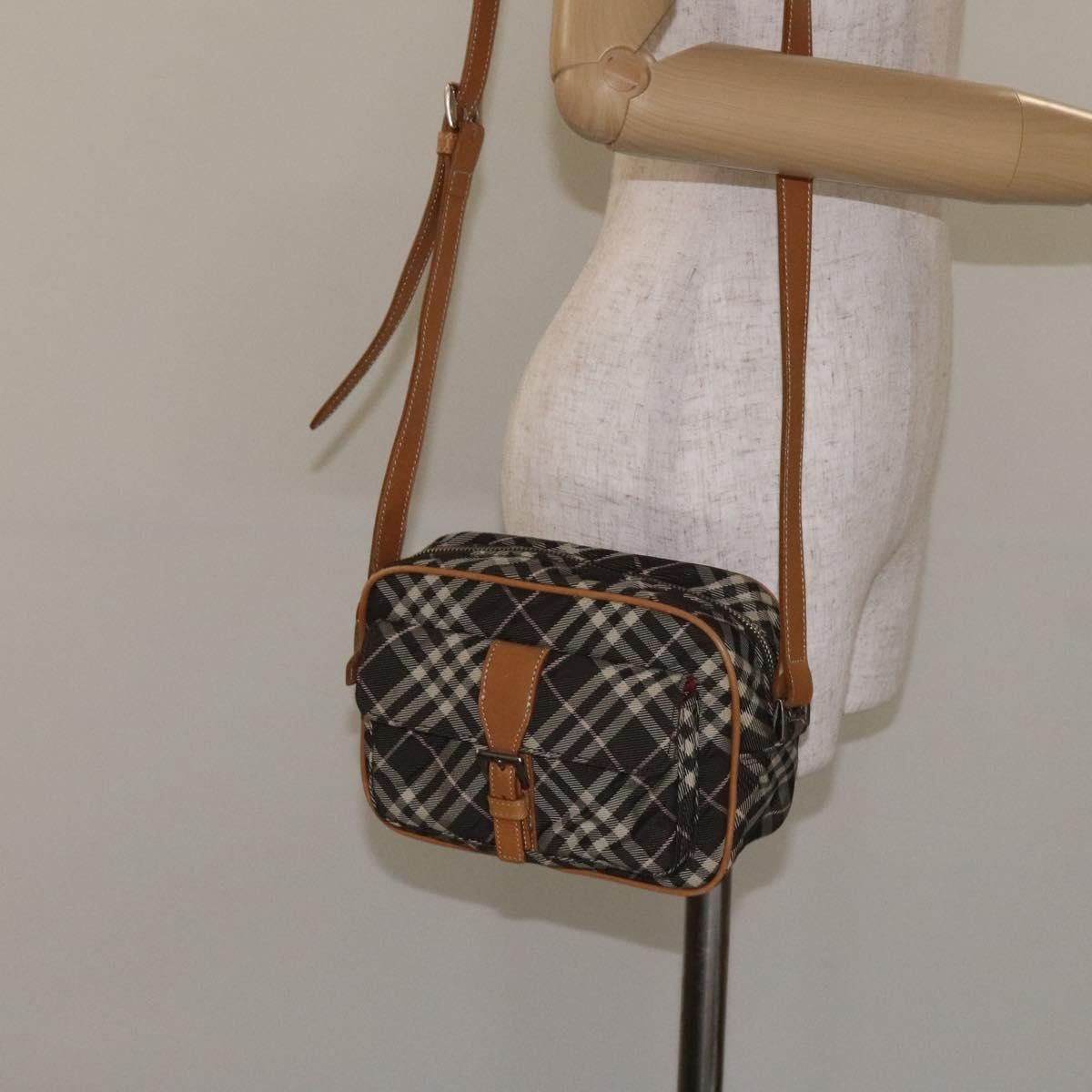 Burberry Burberry Nova Check Blue Label Nylon Size ONE SIZE - 13 Thumbnail