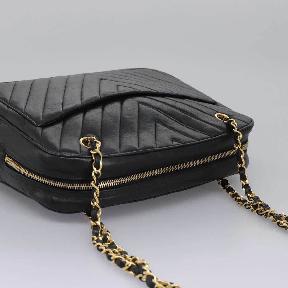 Chanel Chanel V Stitch Leather Size ONE SIZE - 16 Thumbnail