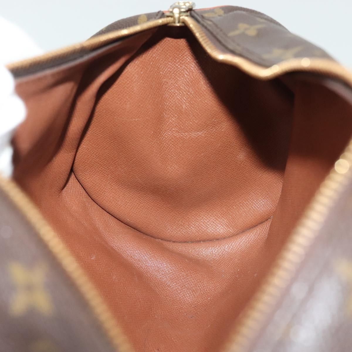 Louis Vuitton Louis Vuitton Papillon Handbag Monogram Canvas Size ONE SIZE - 17 Thumbnail