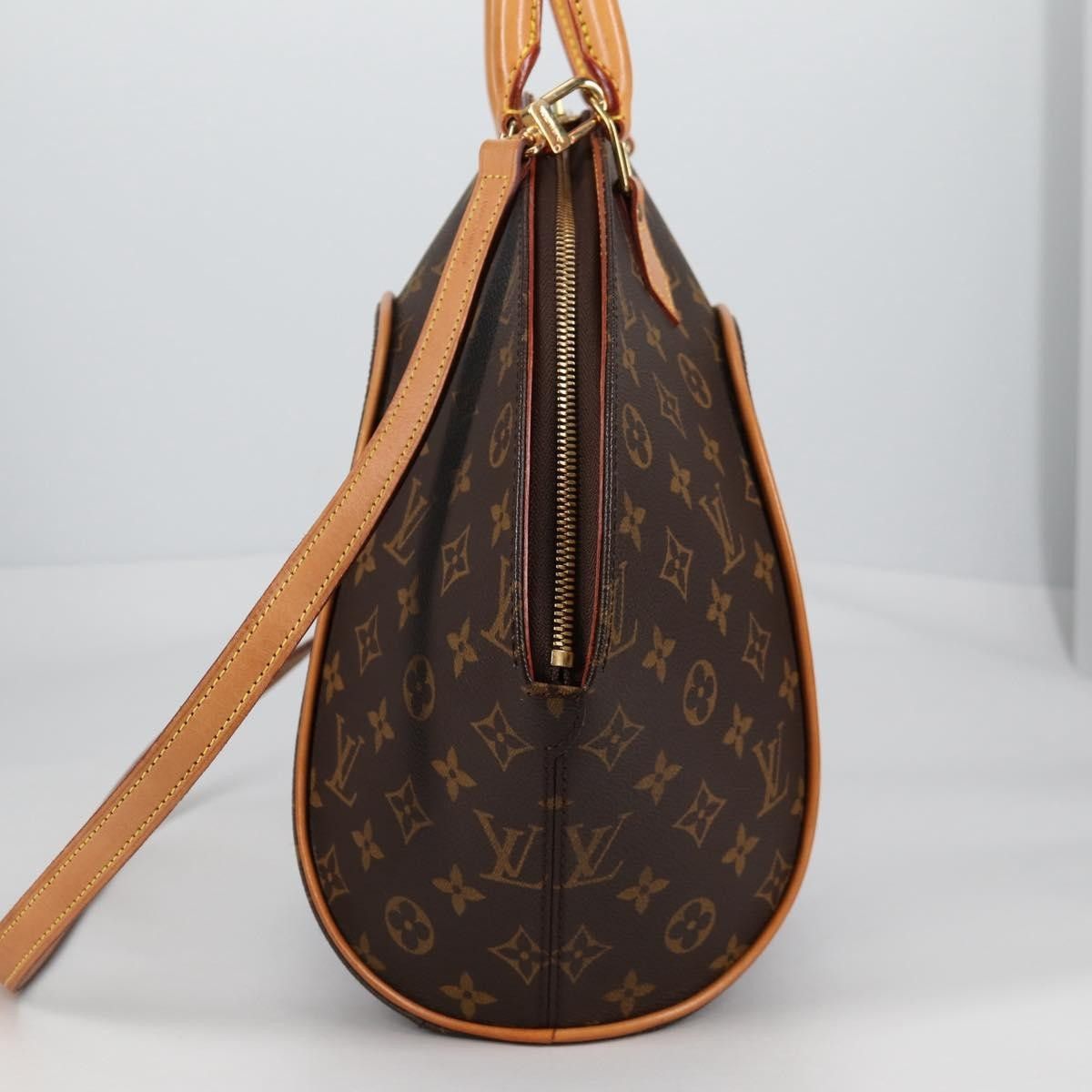 Louis Vuitton Louis Vuitton Ellipse Bag Monogram Canvas Size ONE SIZE - 3 Thumbnail