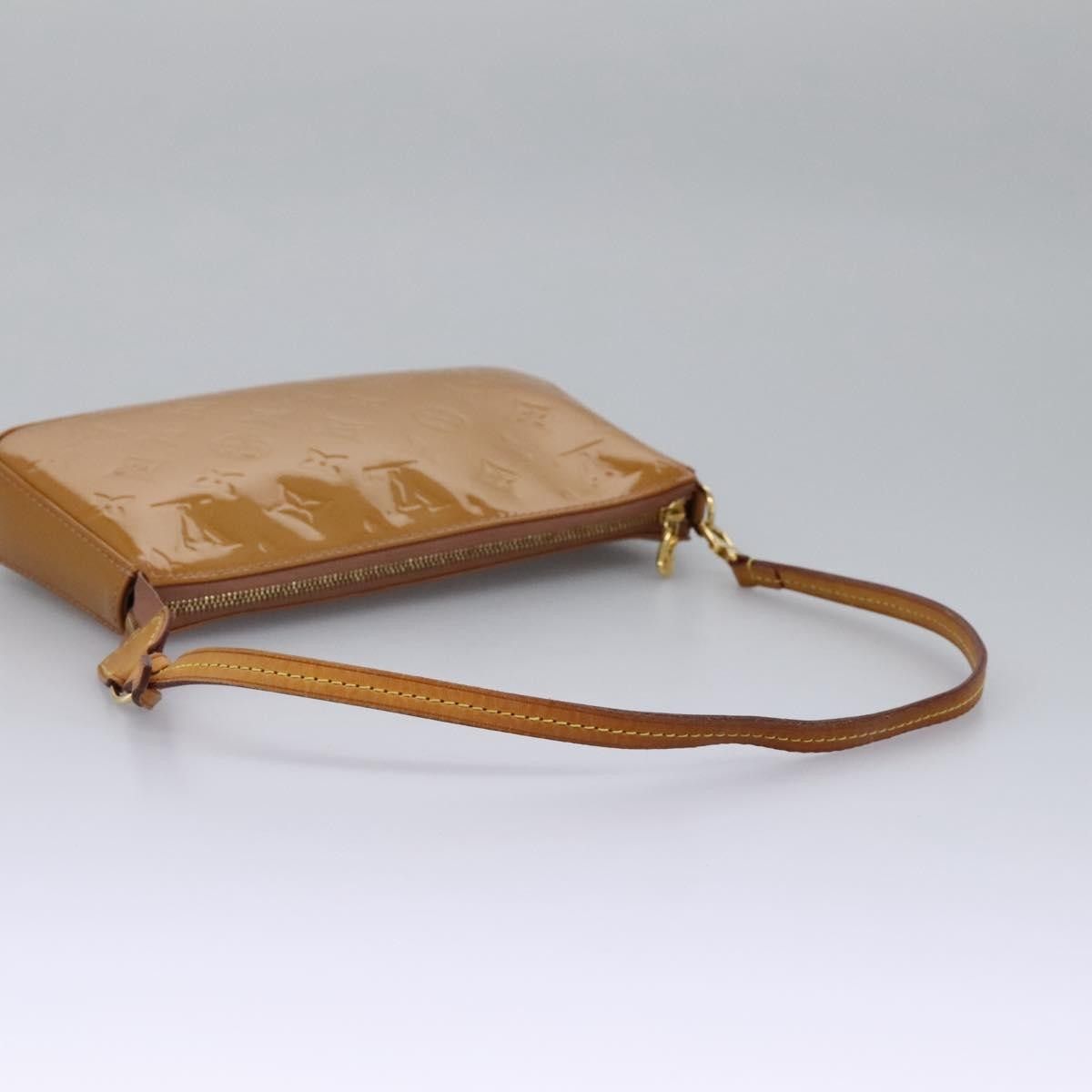 Louis Vuitton Louis Vuitton Pochette Accessoires Patent Leather Size ONE SIZE - 8 Thumbnail