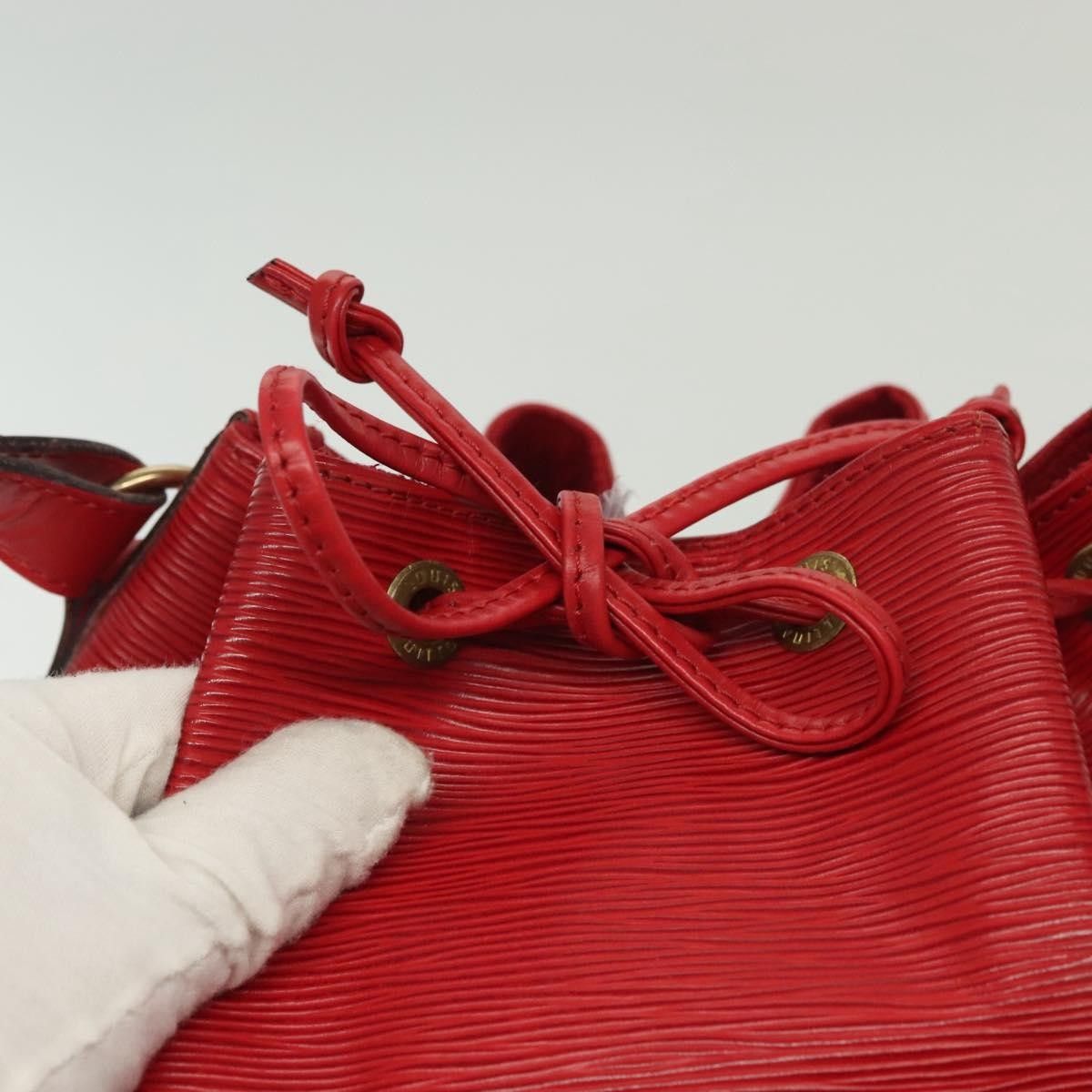 Louis Vuitton Louis Vuitton Petit Noe Handbag Epi Leather Size ONE SIZE - 16 Thumbnail