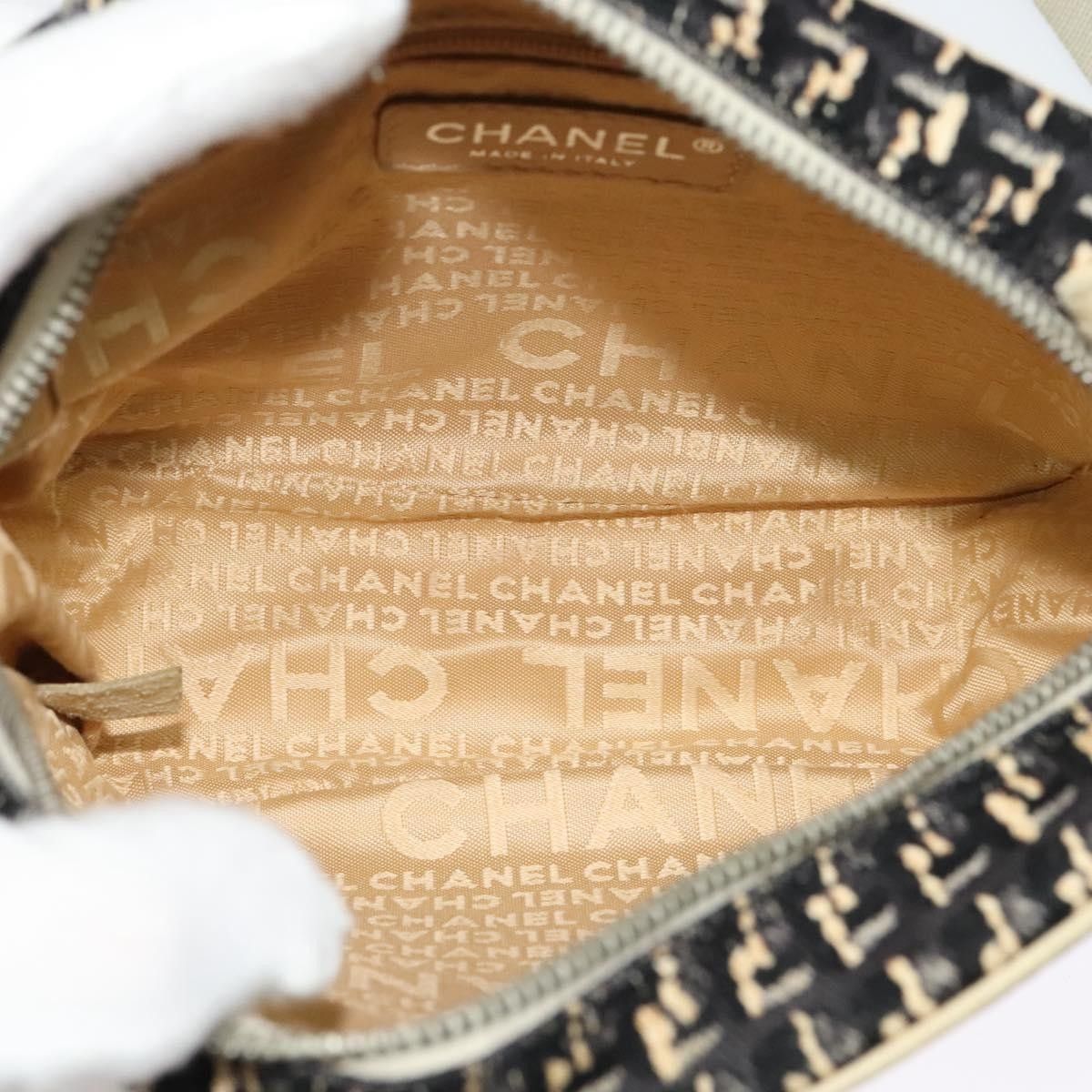Chanel Chanel Vintage Clover Camera Bag Printed Canvas Size ONE SIZE - 5 Thumbnail