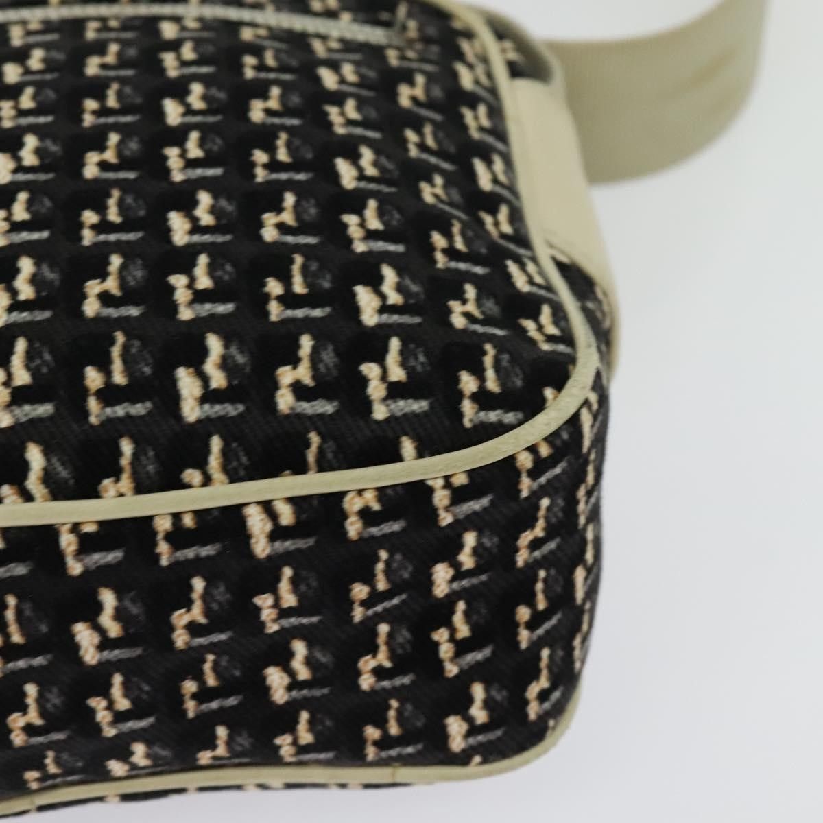 Chanel Chanel Vintage Clover Camera Bag Printed Canvas Size ONE SIZE - 10 Thumbnail