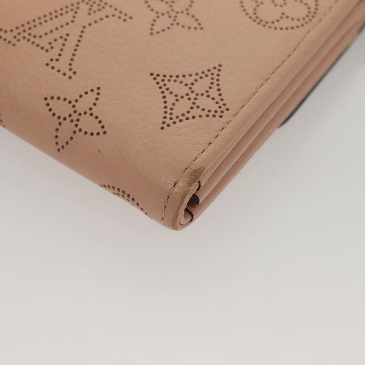 Louis Vuitton Louis Vuitton Iris Mahina Leather Size ONE SIZE - 8 Thumbnail