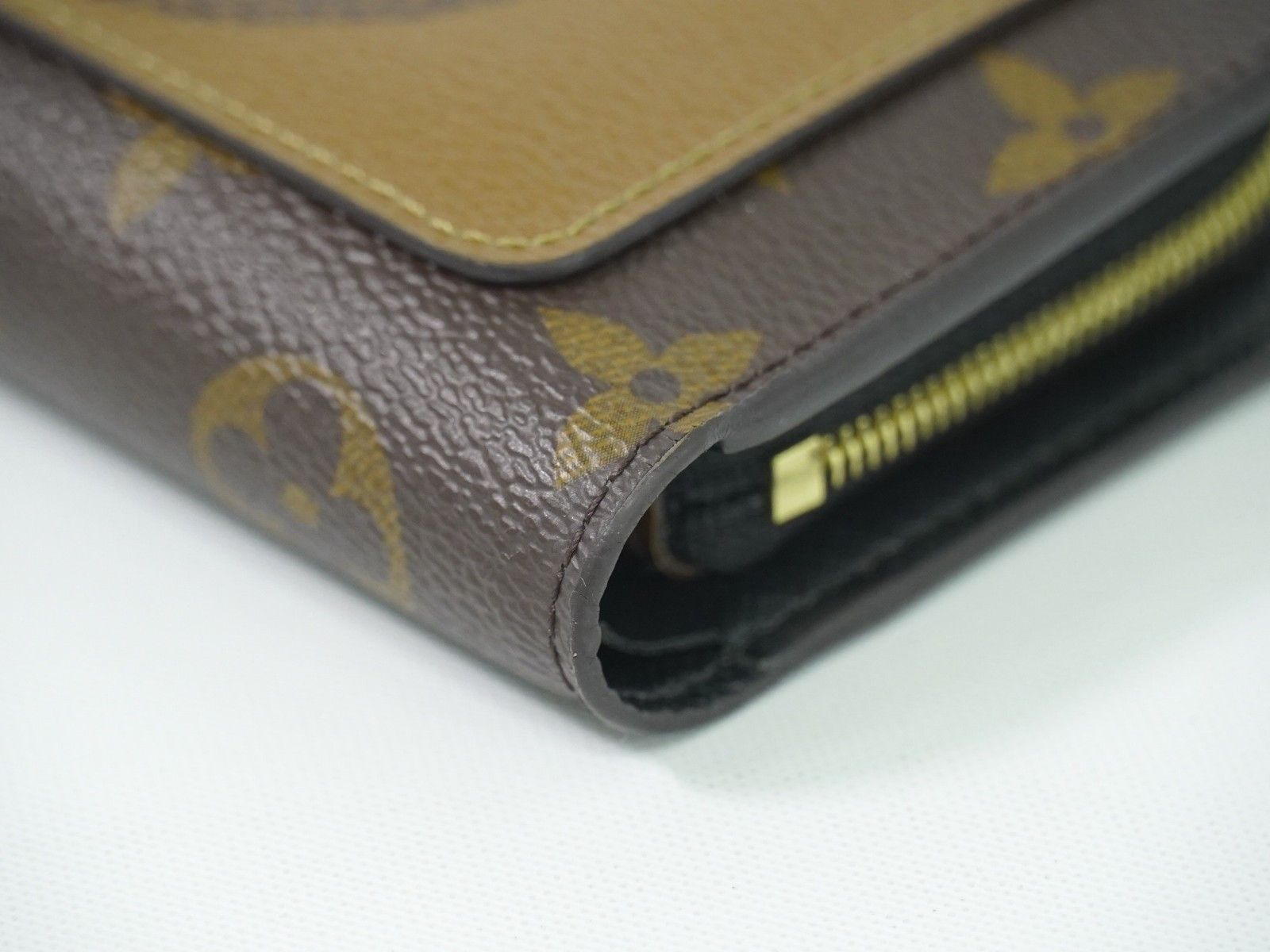 Louis Vuitton Louis Vuitton Juliette Wallet Reverse Monogram Canvas Size ONE SIZE - 7 Thumbnail