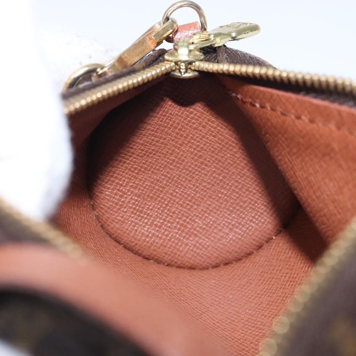Louis Vuitton Louis Vuitton Papillon Pochette Monogram Canvas Size ONE SIZE - 18 Thumbnail
