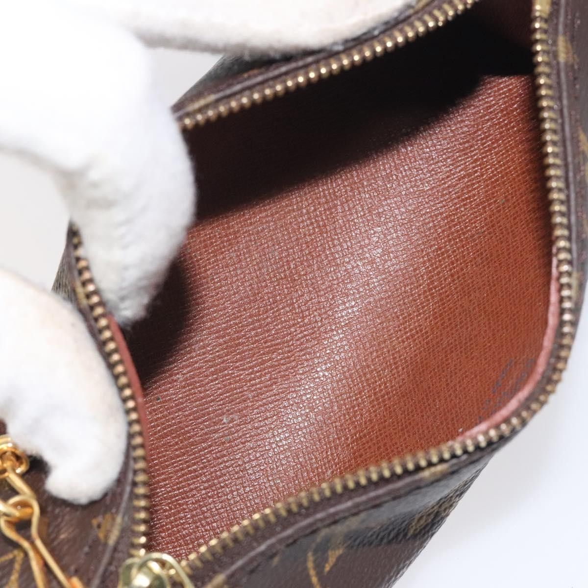 Louis Vuitton Louis Vuitton Papillon Pochette Monogram Canvas Size ONE SIZE - 5 Thumbnail