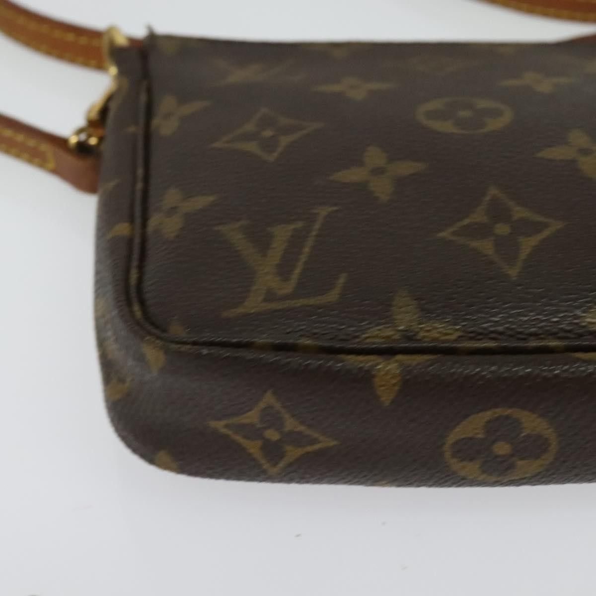 Louis Vuitton Louis Vuitton Pochette Accessoires NM Monogram Canvas Size ONE SIZE - 9 Thumbnail